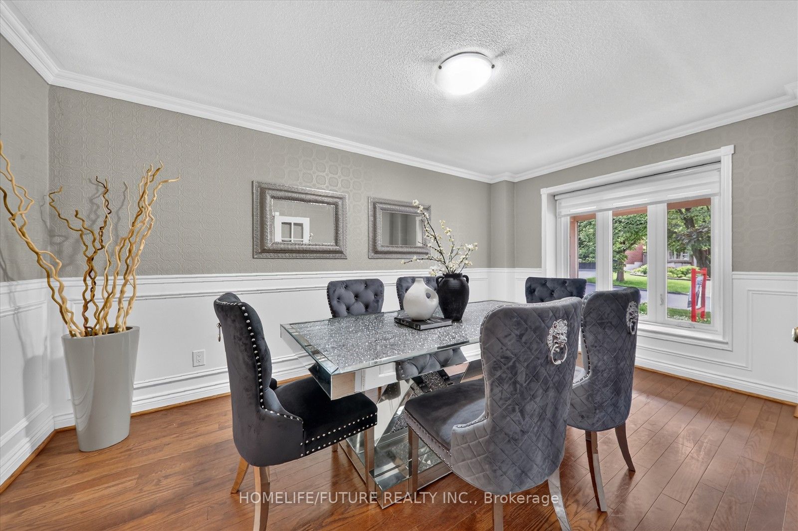 1580 Heathside Crescent Property Photo 7