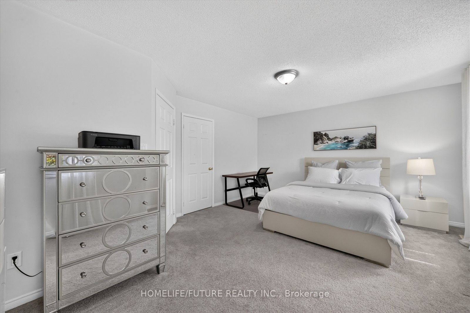 1580 Heathside Crescent Property Photo 33