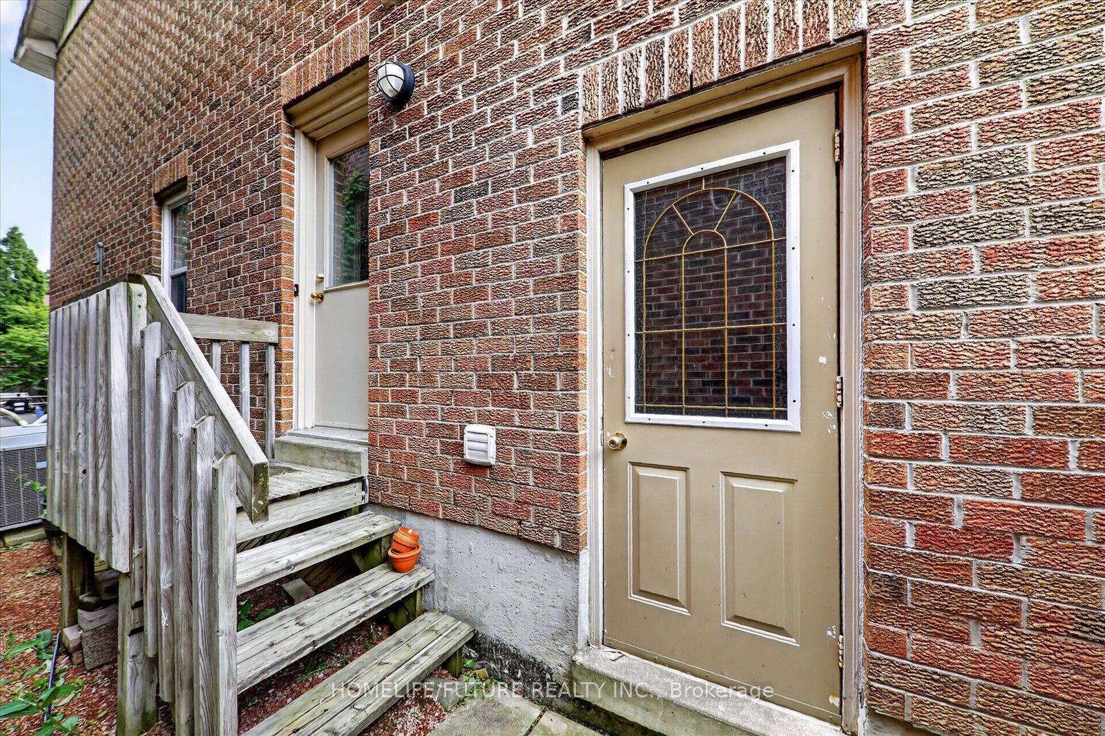 1580 Heathside Crescent Property Photo 45