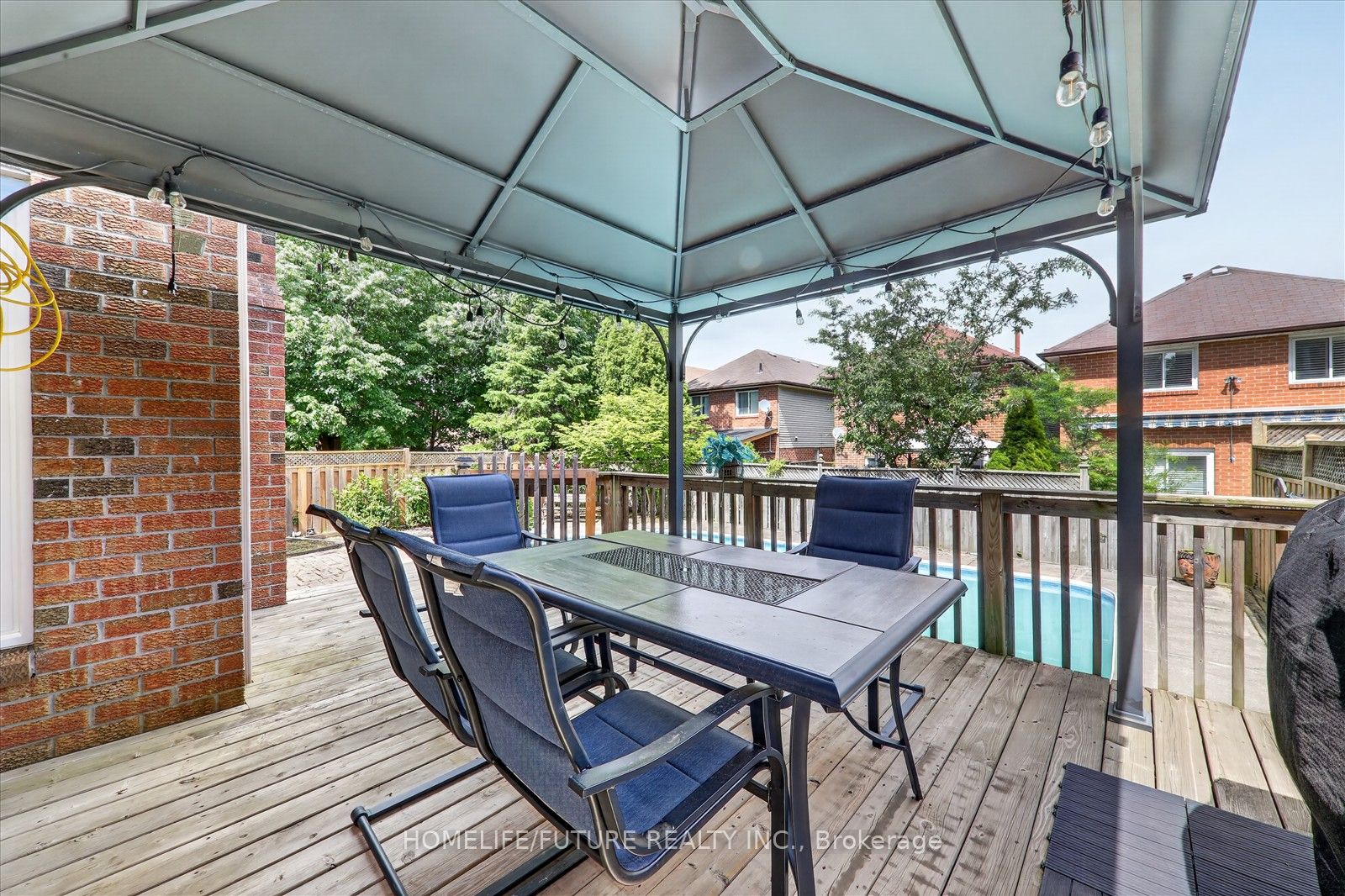 1580 Heathside Crescent Property Photo 46