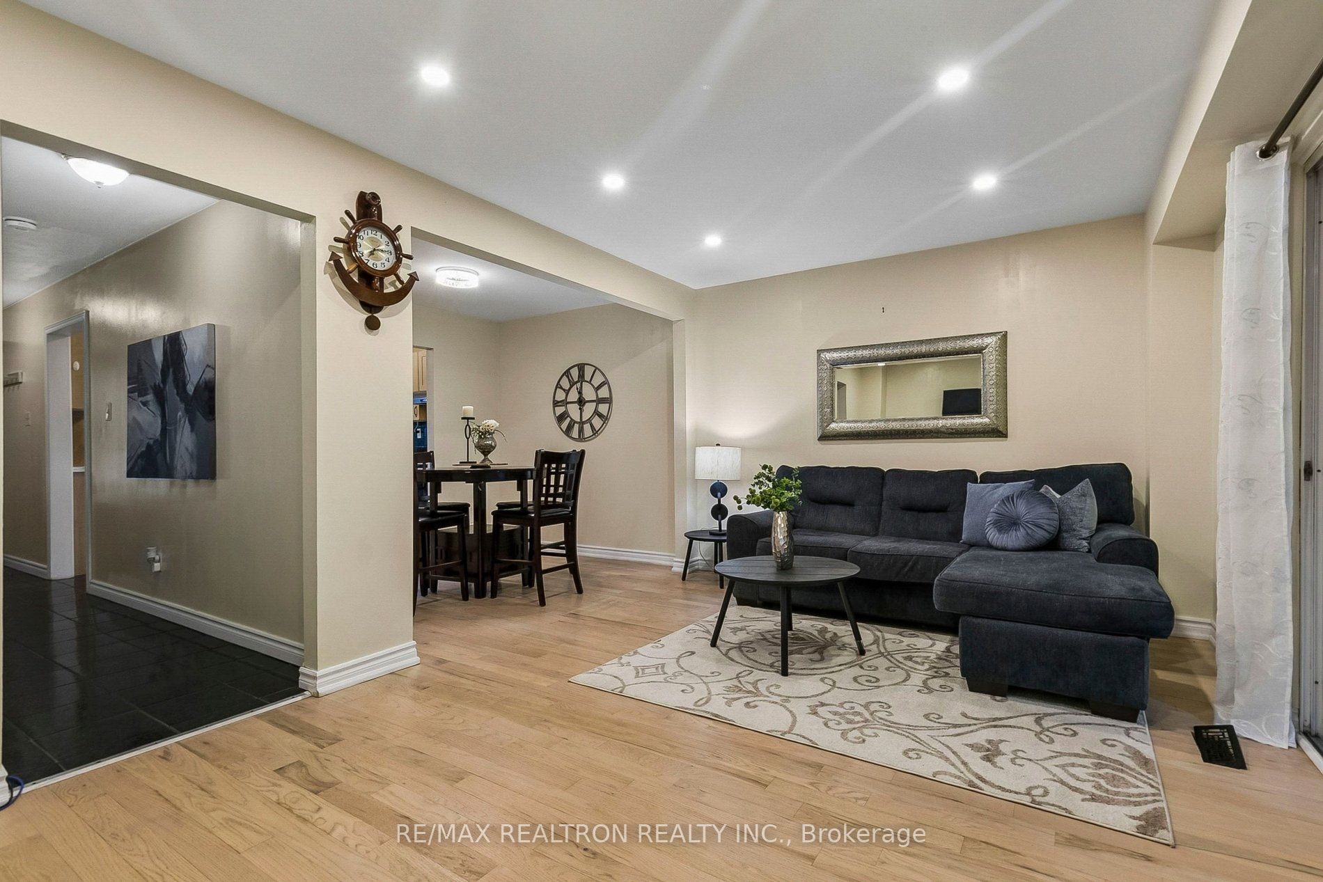 25 Whiteleas Avenue Property Photo 5