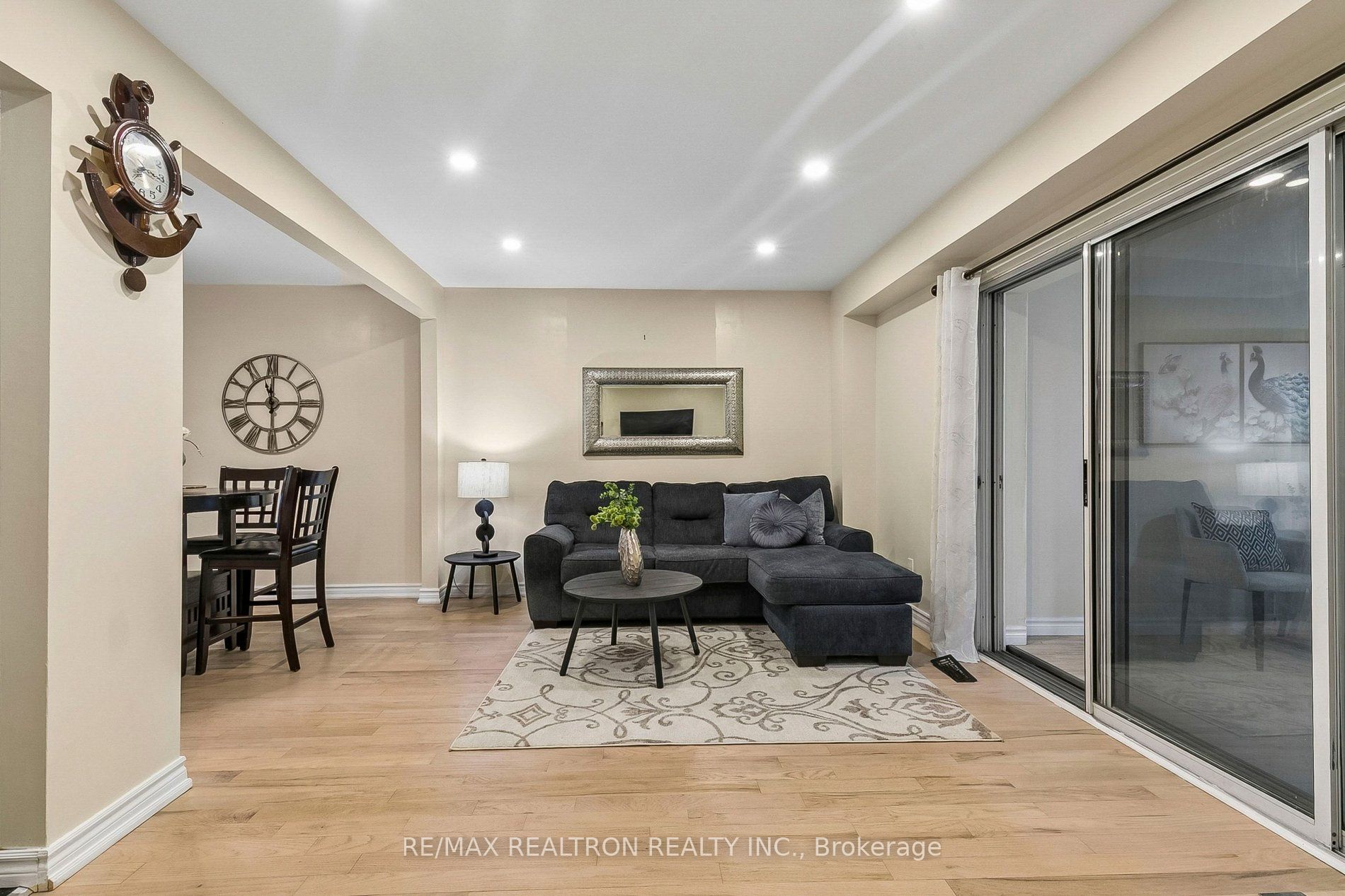 25 Whiteleas Avenue Property Photo 7