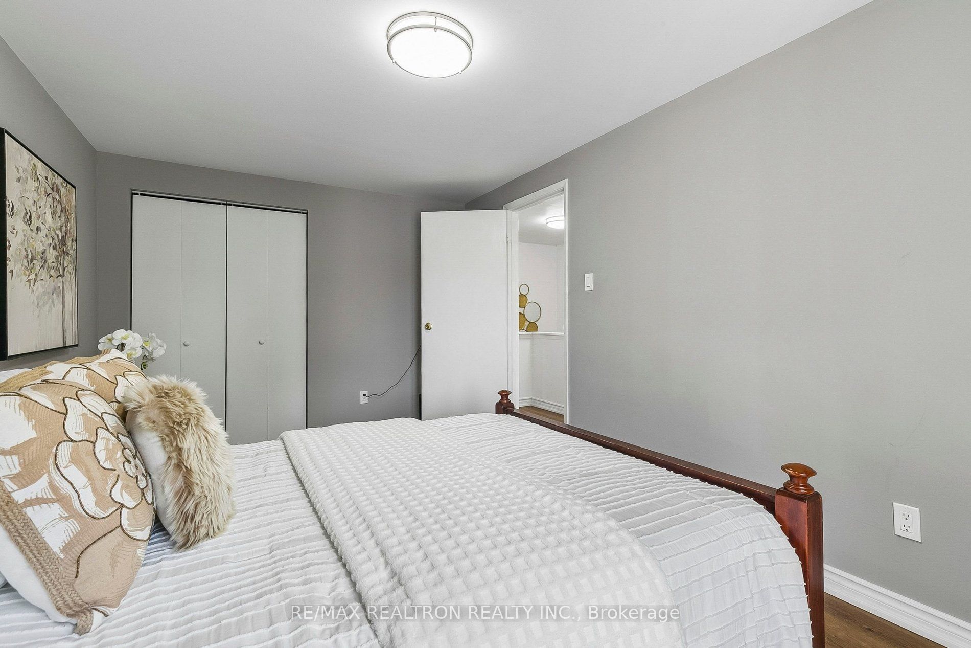 25 Whiteleas Avenue Property Photo 24