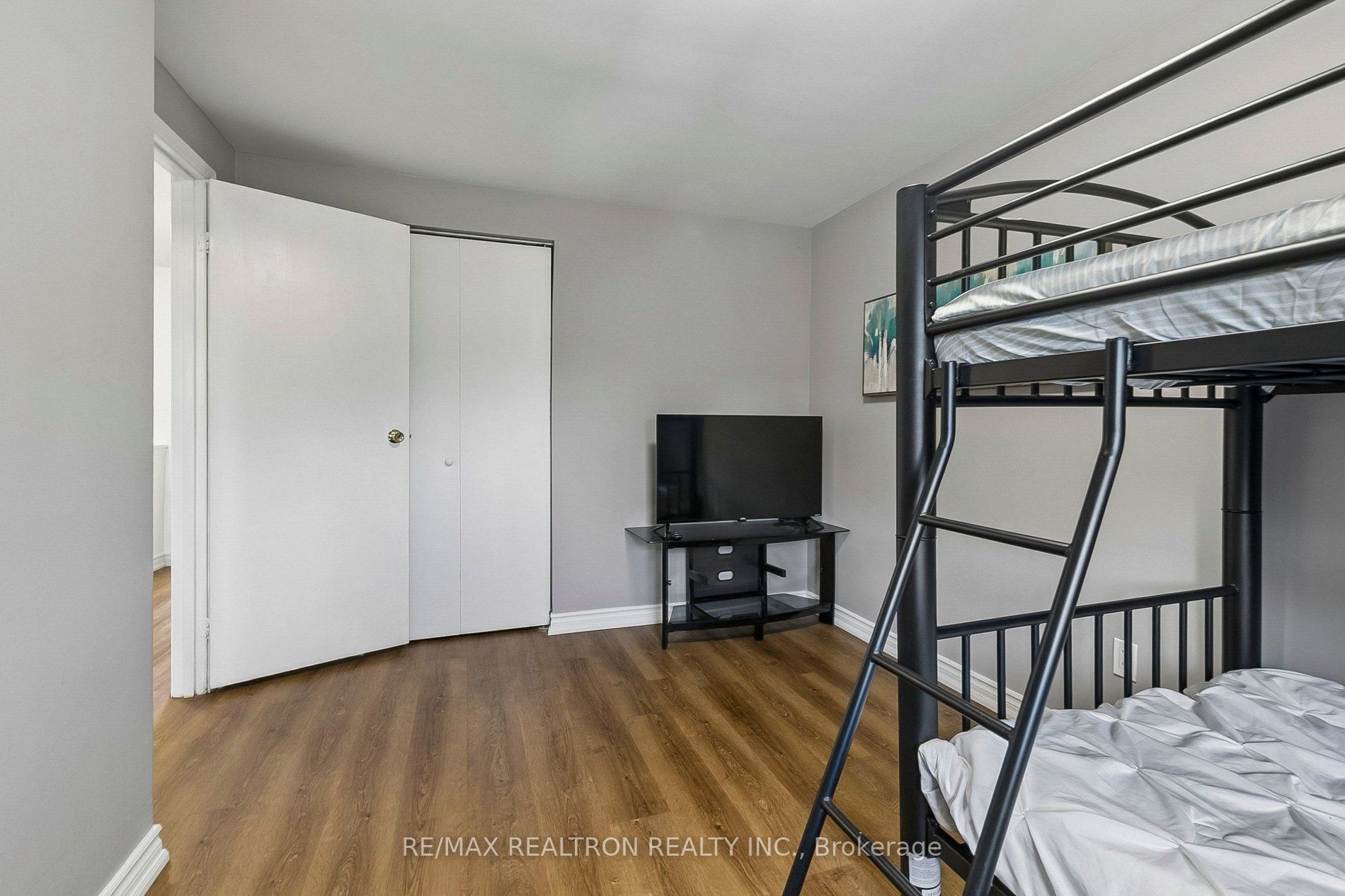 25 Whiteleas Avenue Property Photo 26