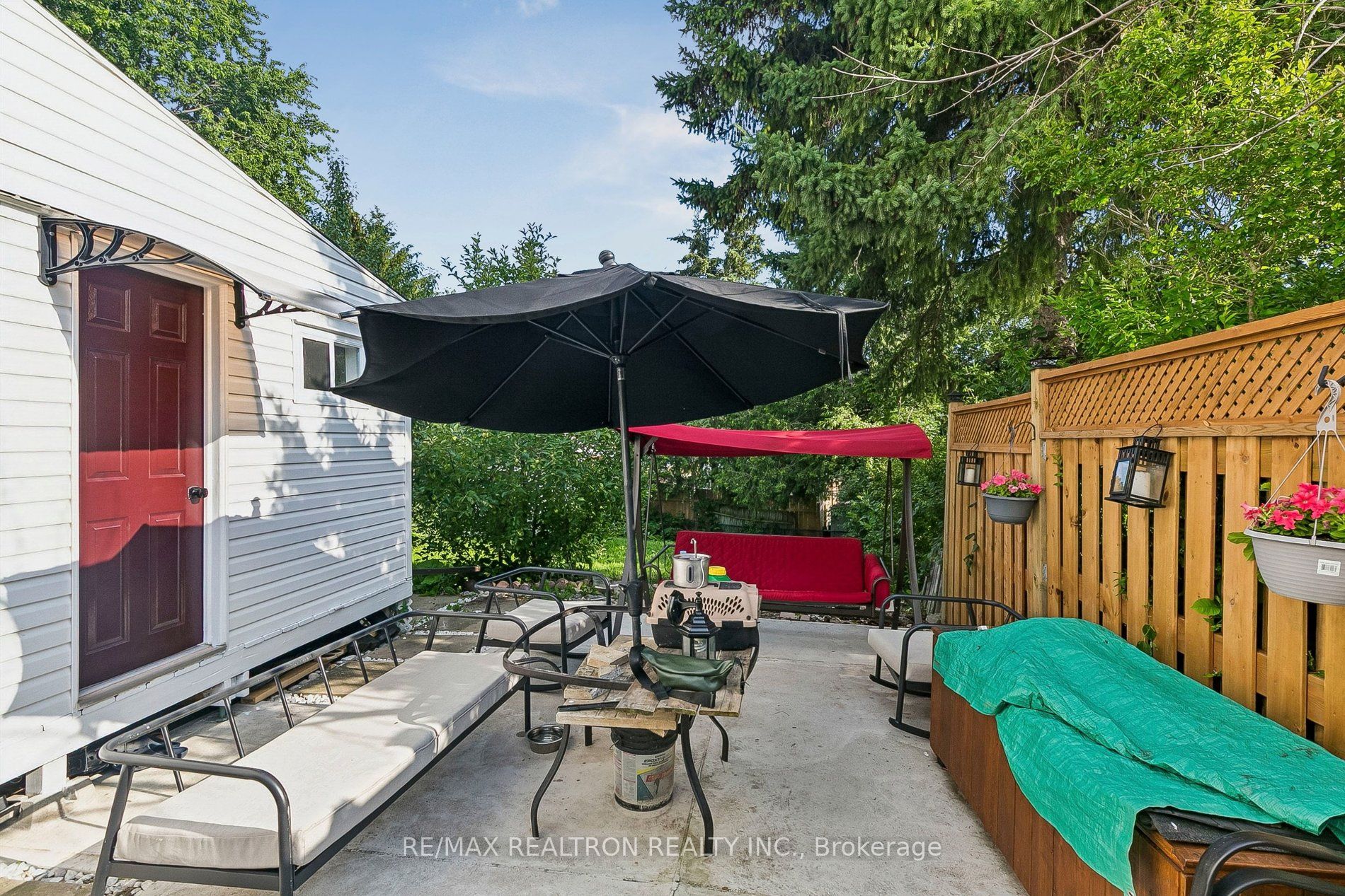 25 Whiteleas Avenue Property Photo 37