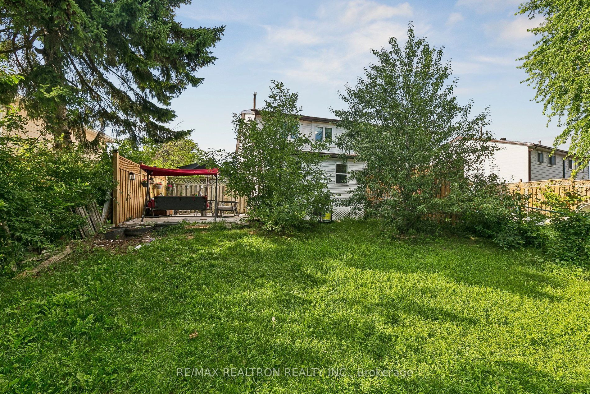 25 Whiteleas Avenue Property Photo 39