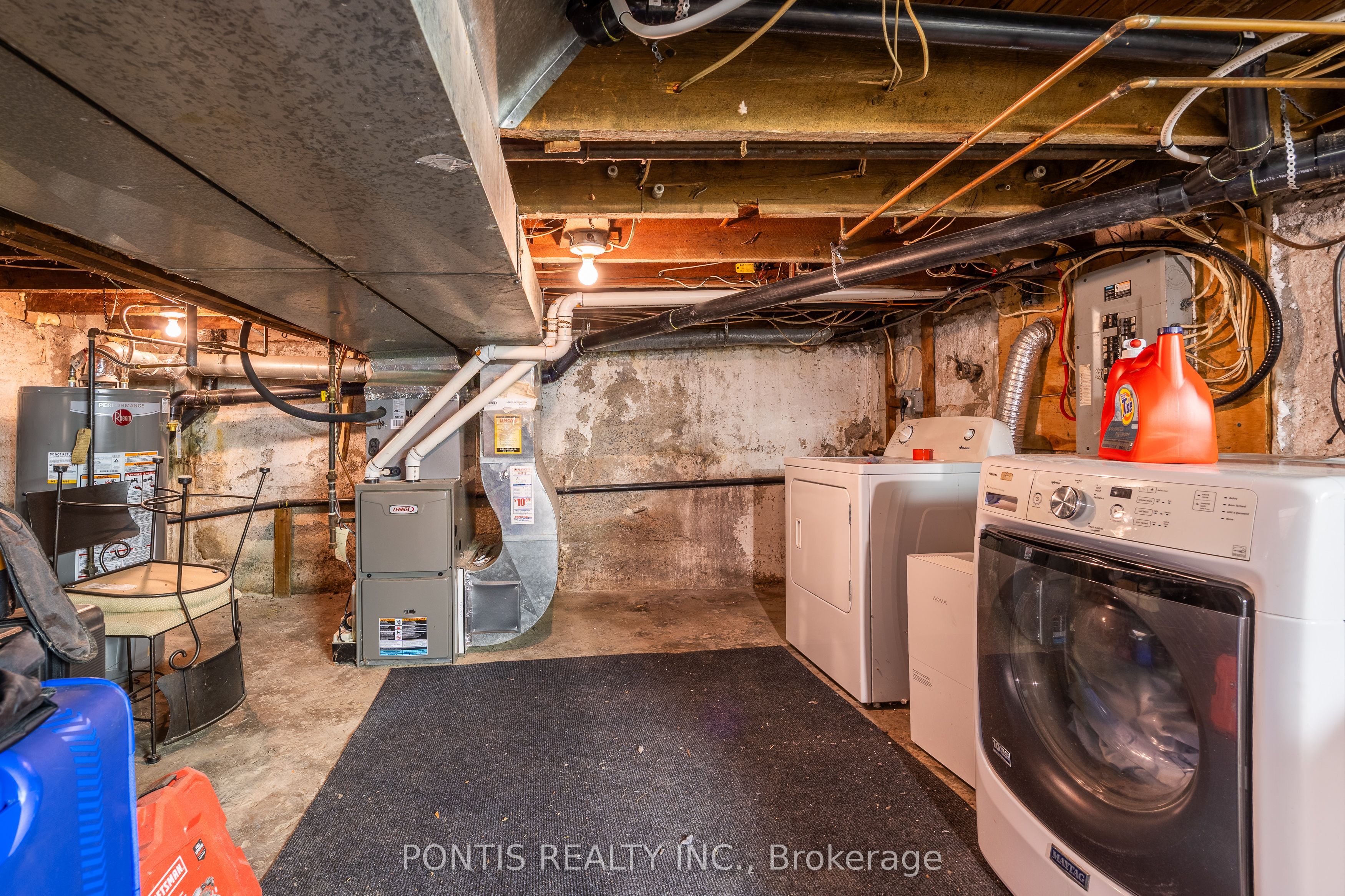 2 Liberty Street S Property Photo 16