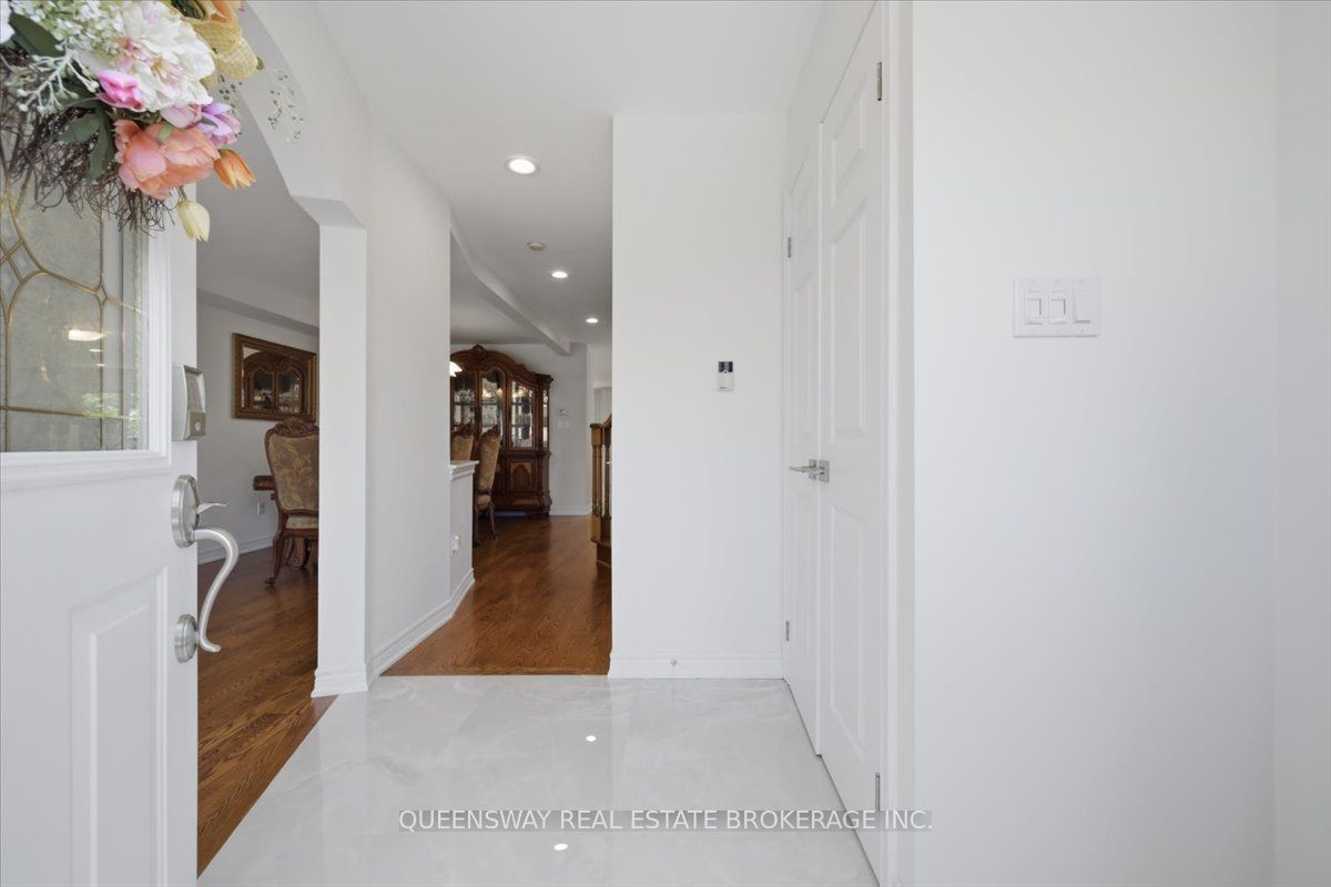 83 Floyd Avenue Property Photo 5