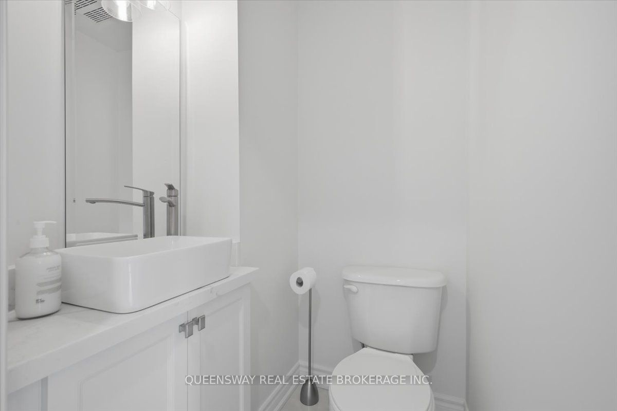 83 Floyd Avenue Property Photo 11