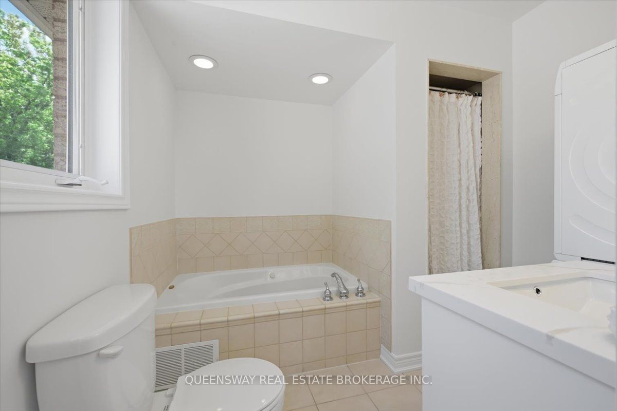 83 Floyd Avenue Property Photo 27