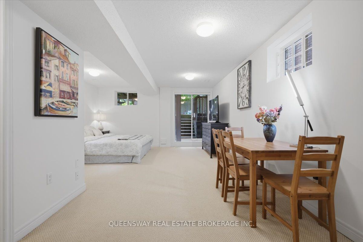 83 Floyd Avenue Property Photo 32