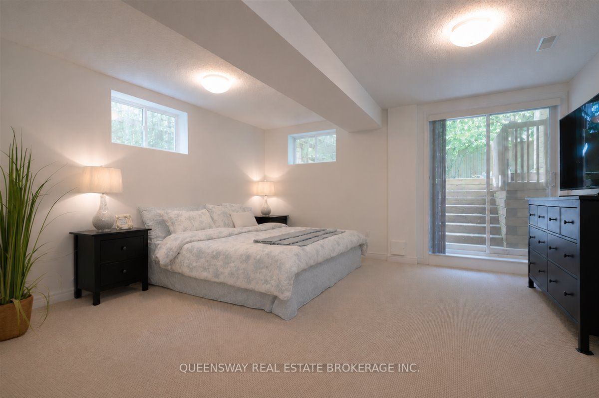 83 Floyd Avenue Property Photo 33
