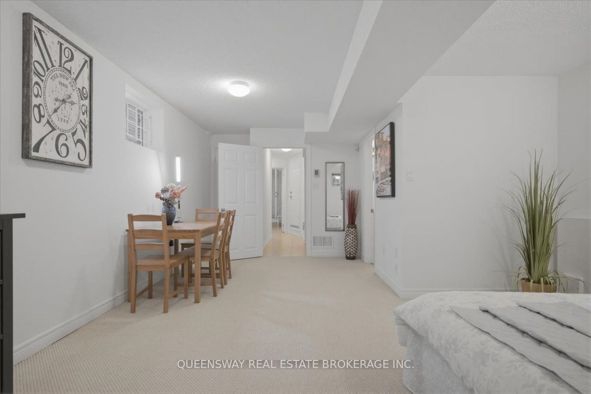 83 Floyd Avenue Property Photo 35