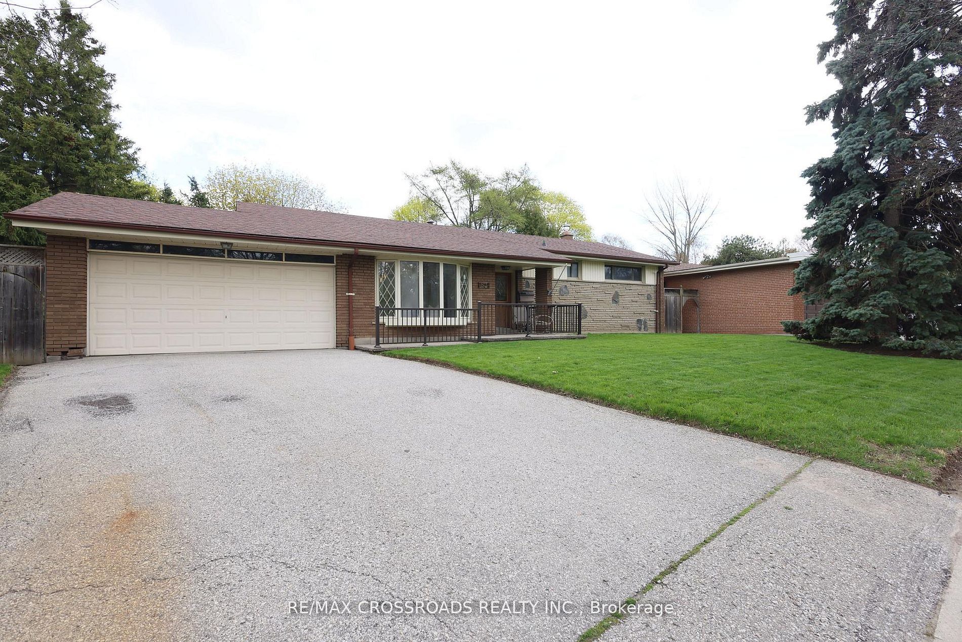 83 Pegasus Trail Property Photo 1