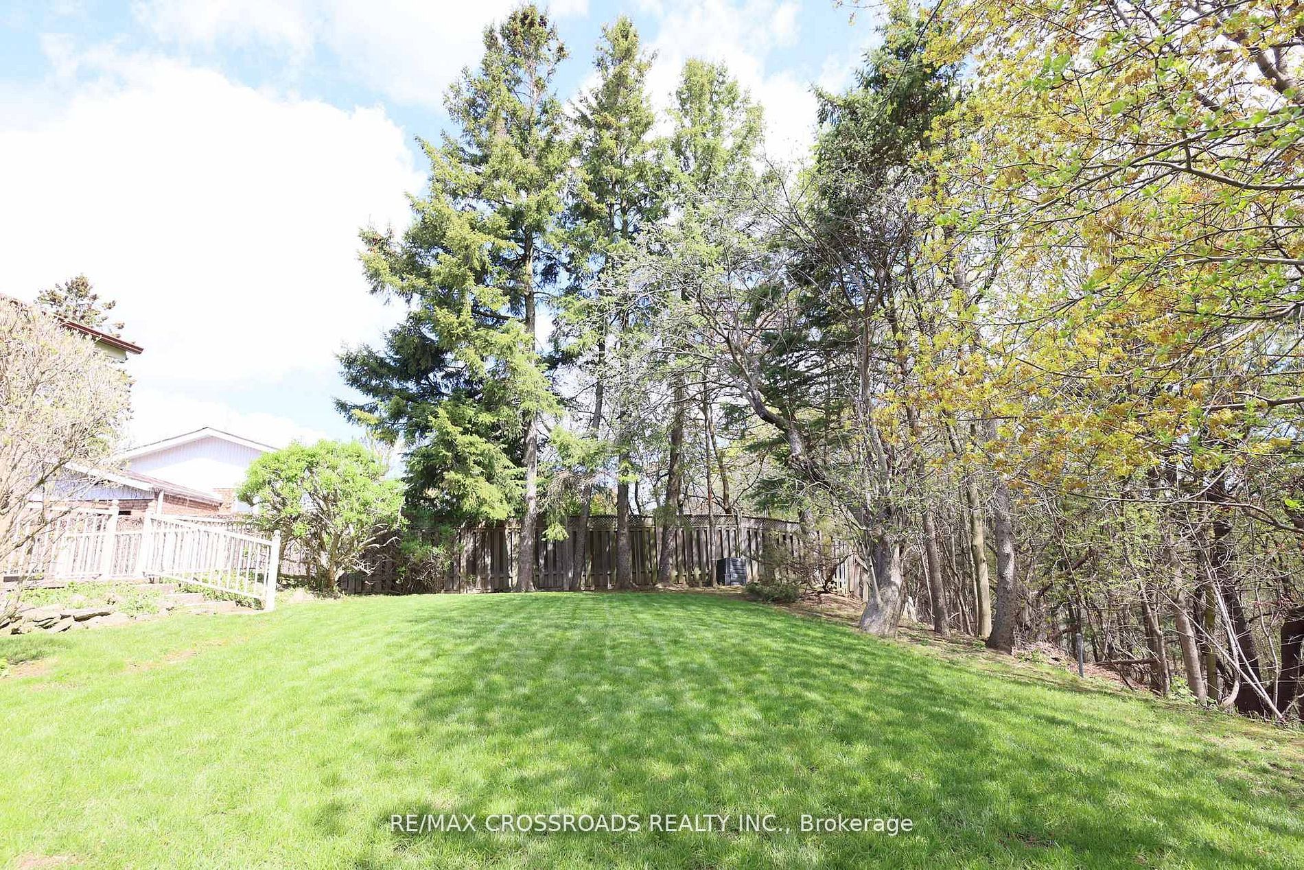 83 Pegasus Trail Property Photo 45