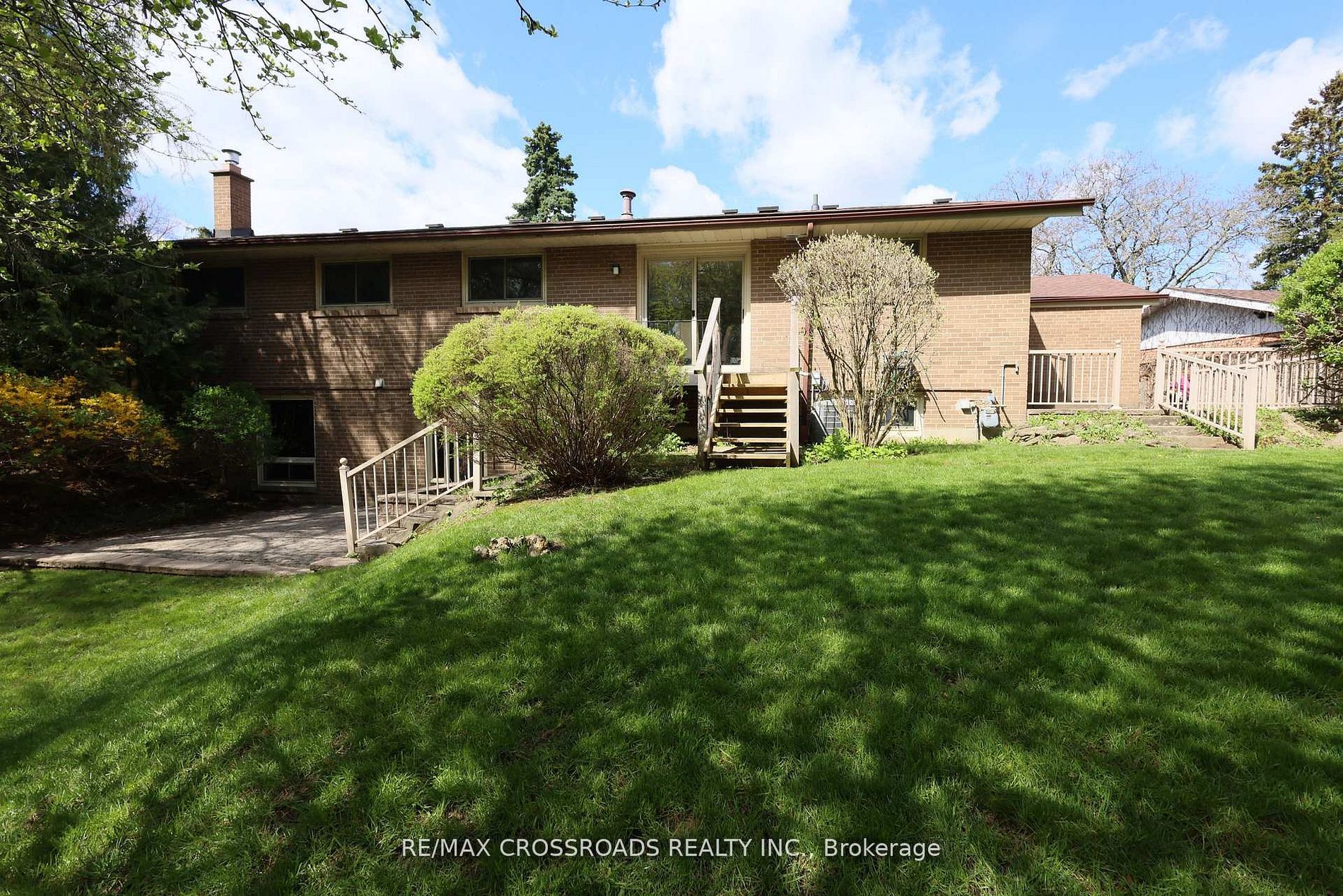 83 Pegasus Trail Property Photo 49