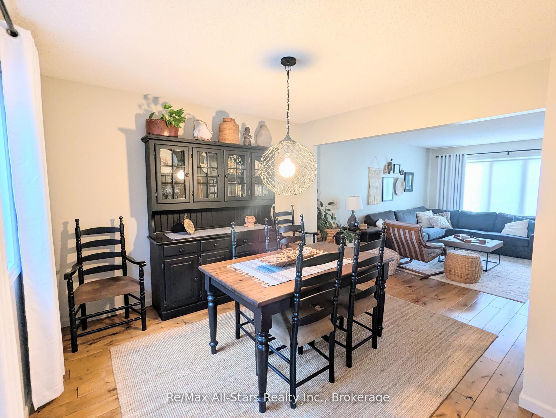 20 Love Crescent Property Photo 9