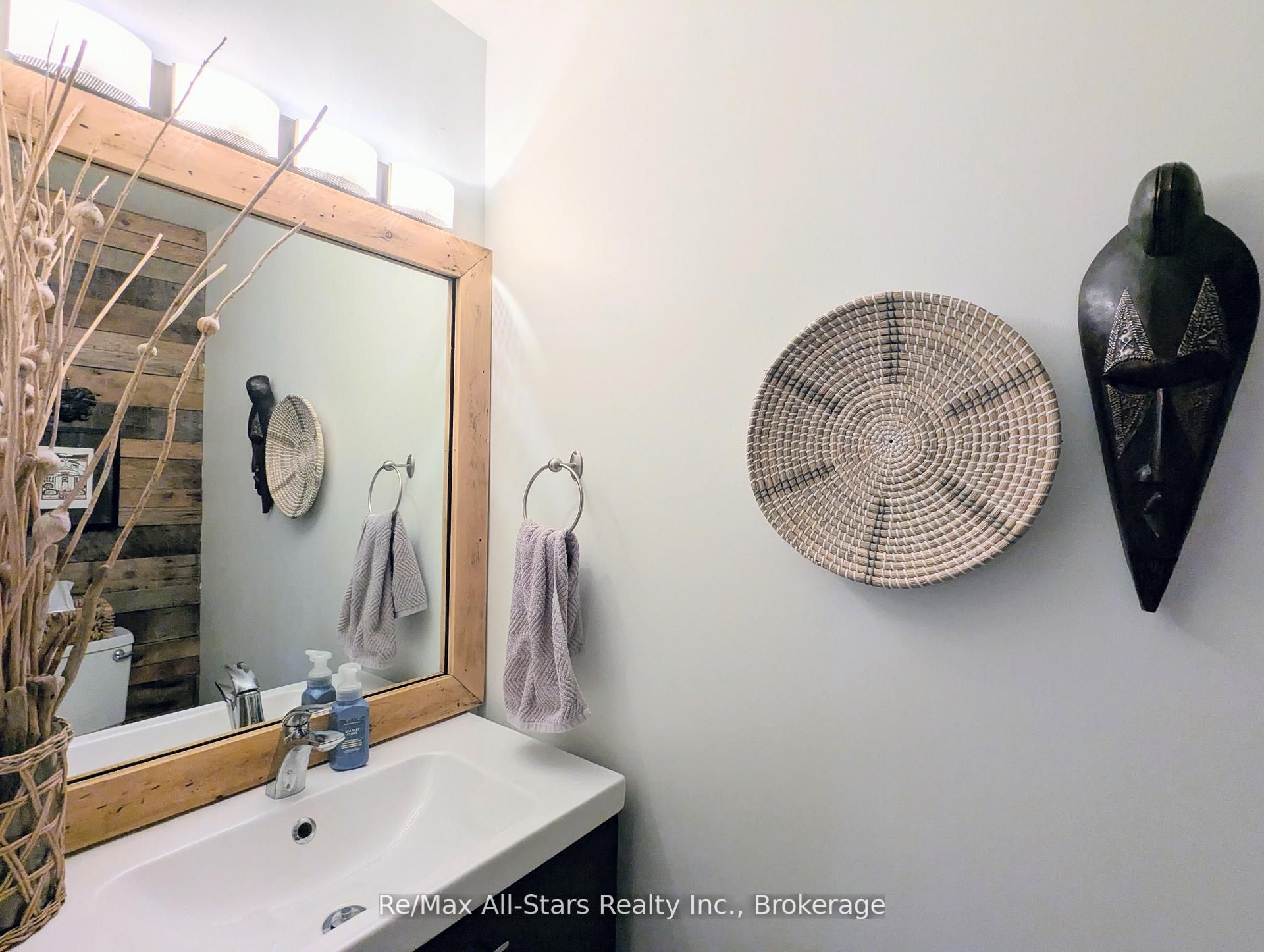 20 Love Crescent Property Photo 15