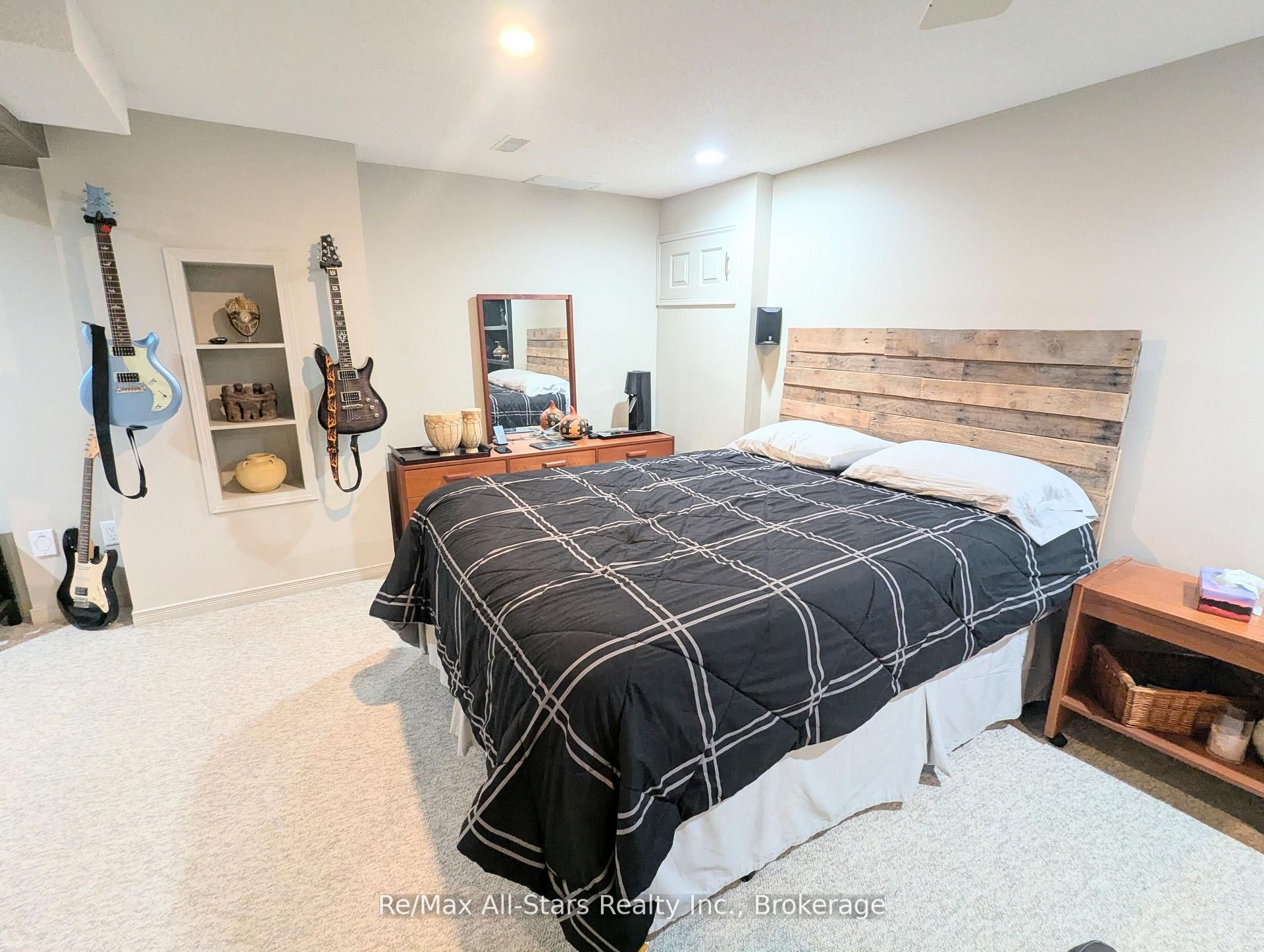 20 Love Crescent Property Photo 27