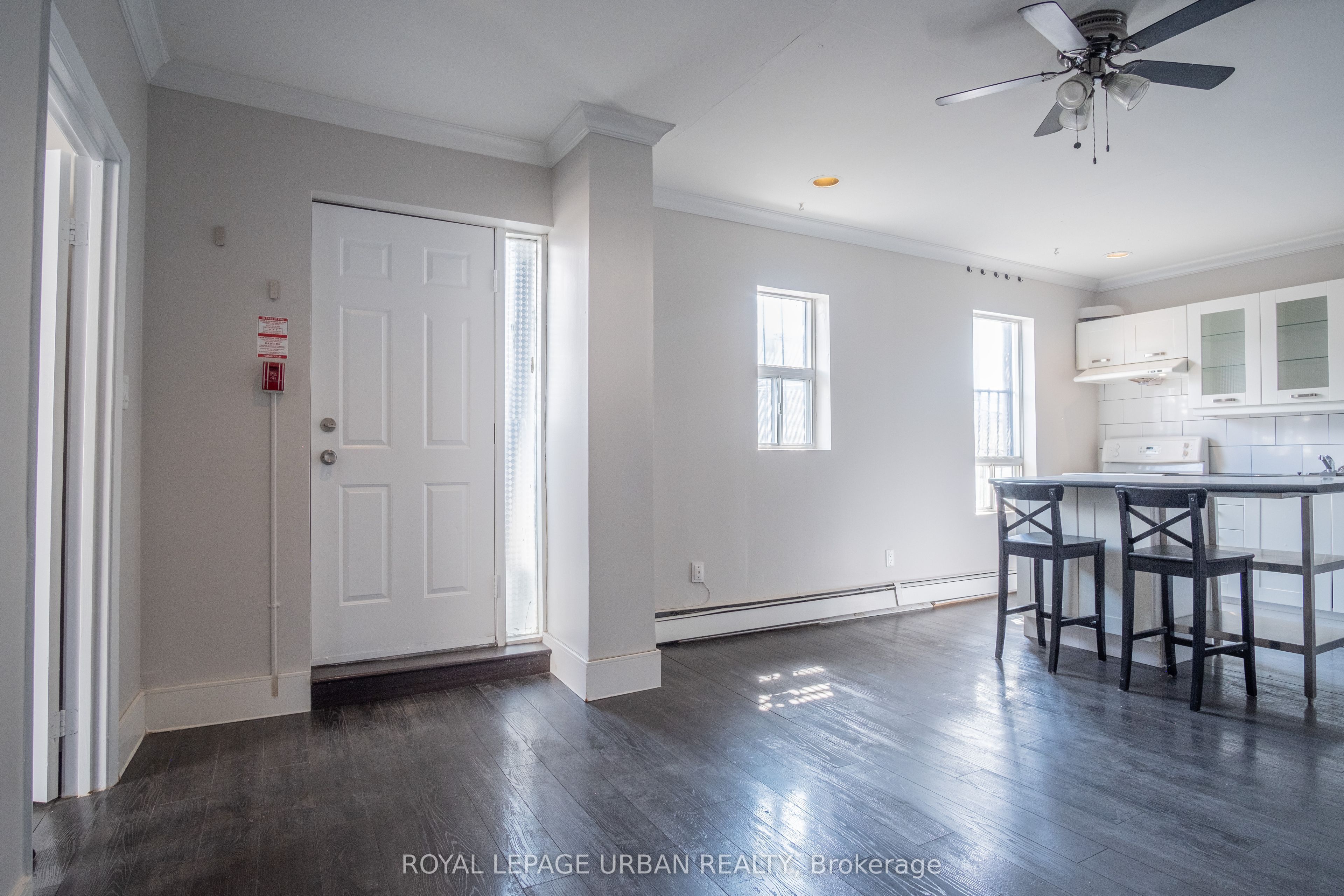 636 Danforth Avenue 2 Property Photo 5