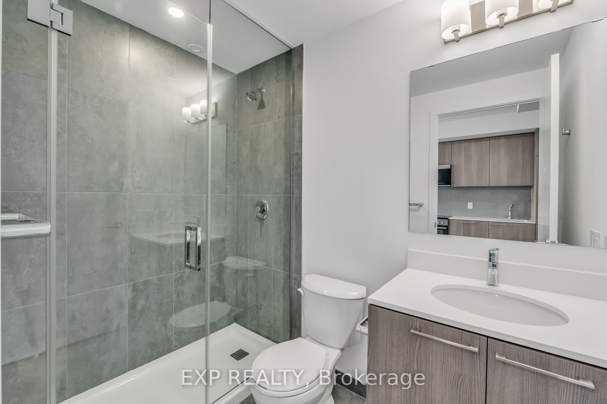 7437 Kingston Road 908b Property Photo 15