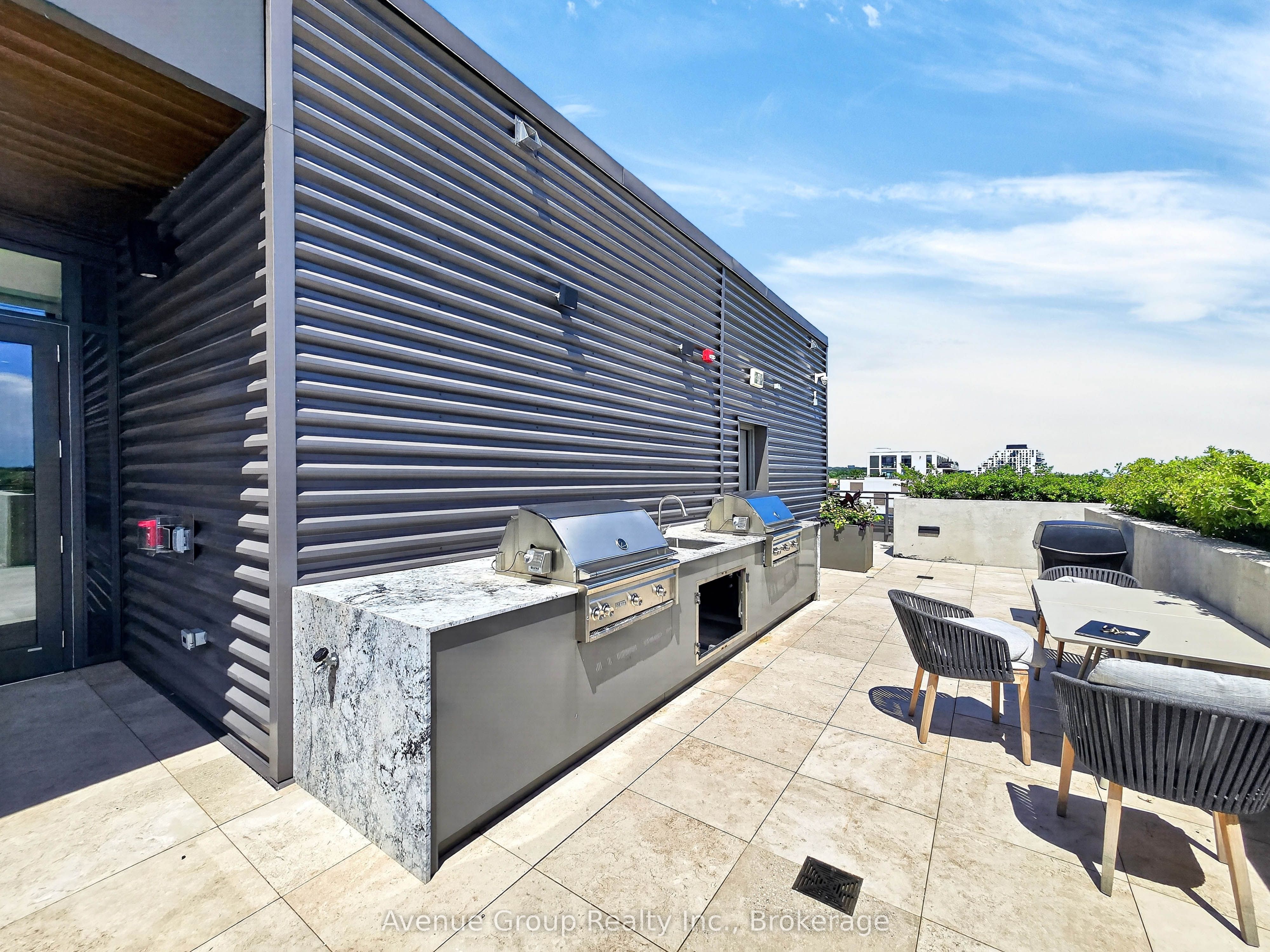 1285 Queen Street E Th58 Property Photo 30