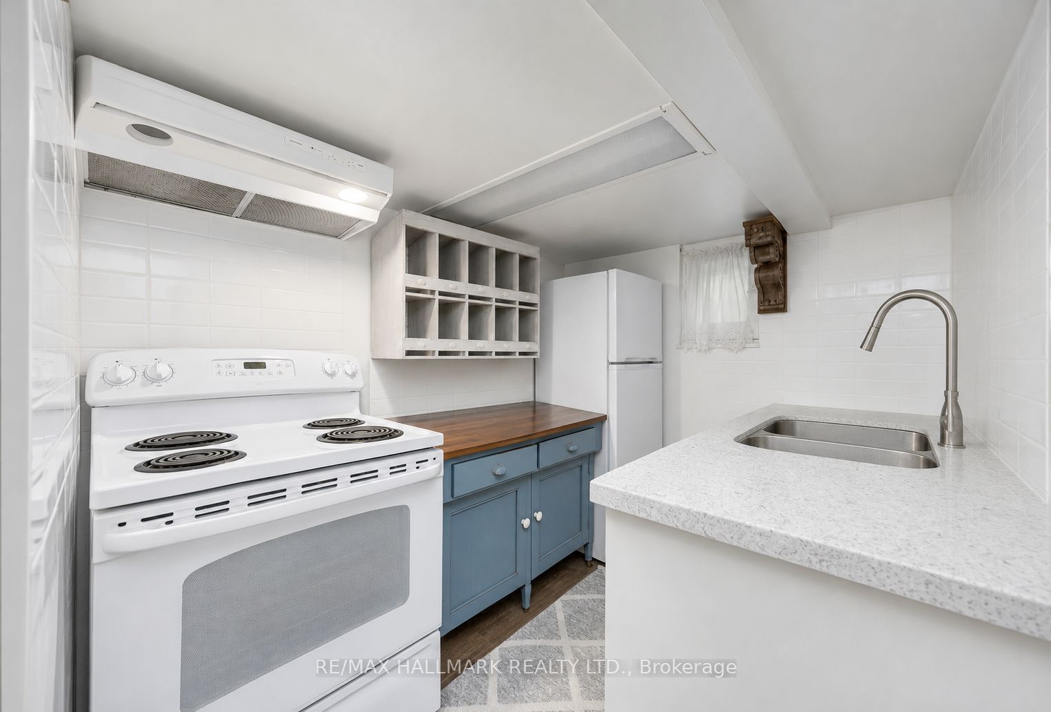 43 Stanhope Avenue Lower Property Photo 6