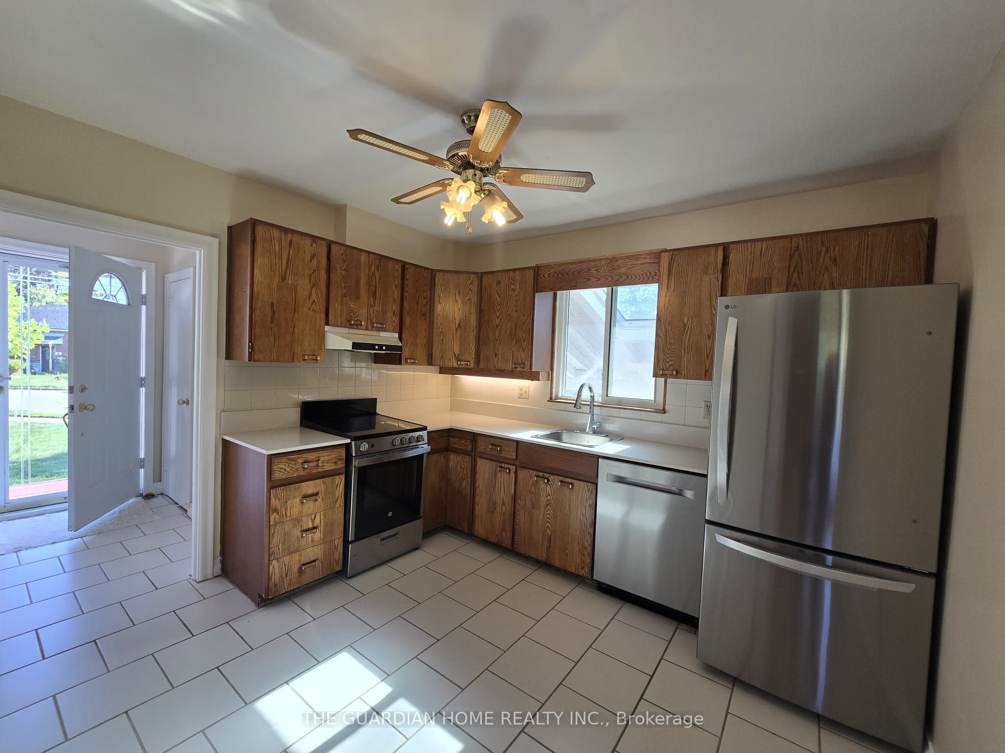 15 Princemere Crescent Property Photo 4