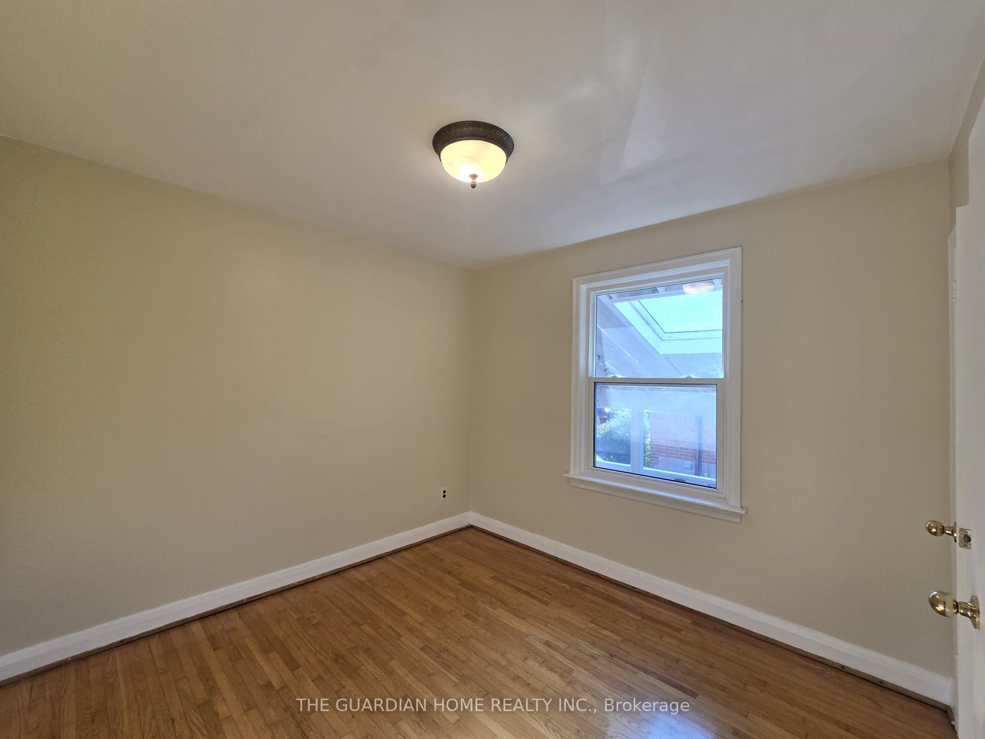 15 Princemere Crescent Property Photo 8