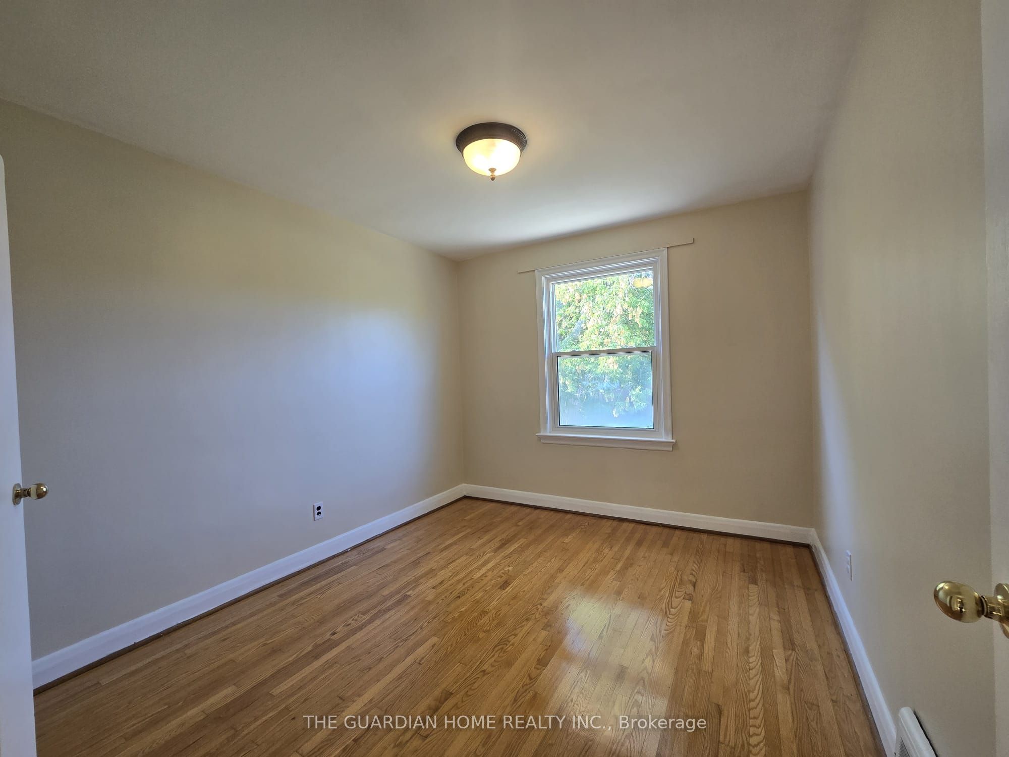 15 Princemere Crescent Property Photo 9