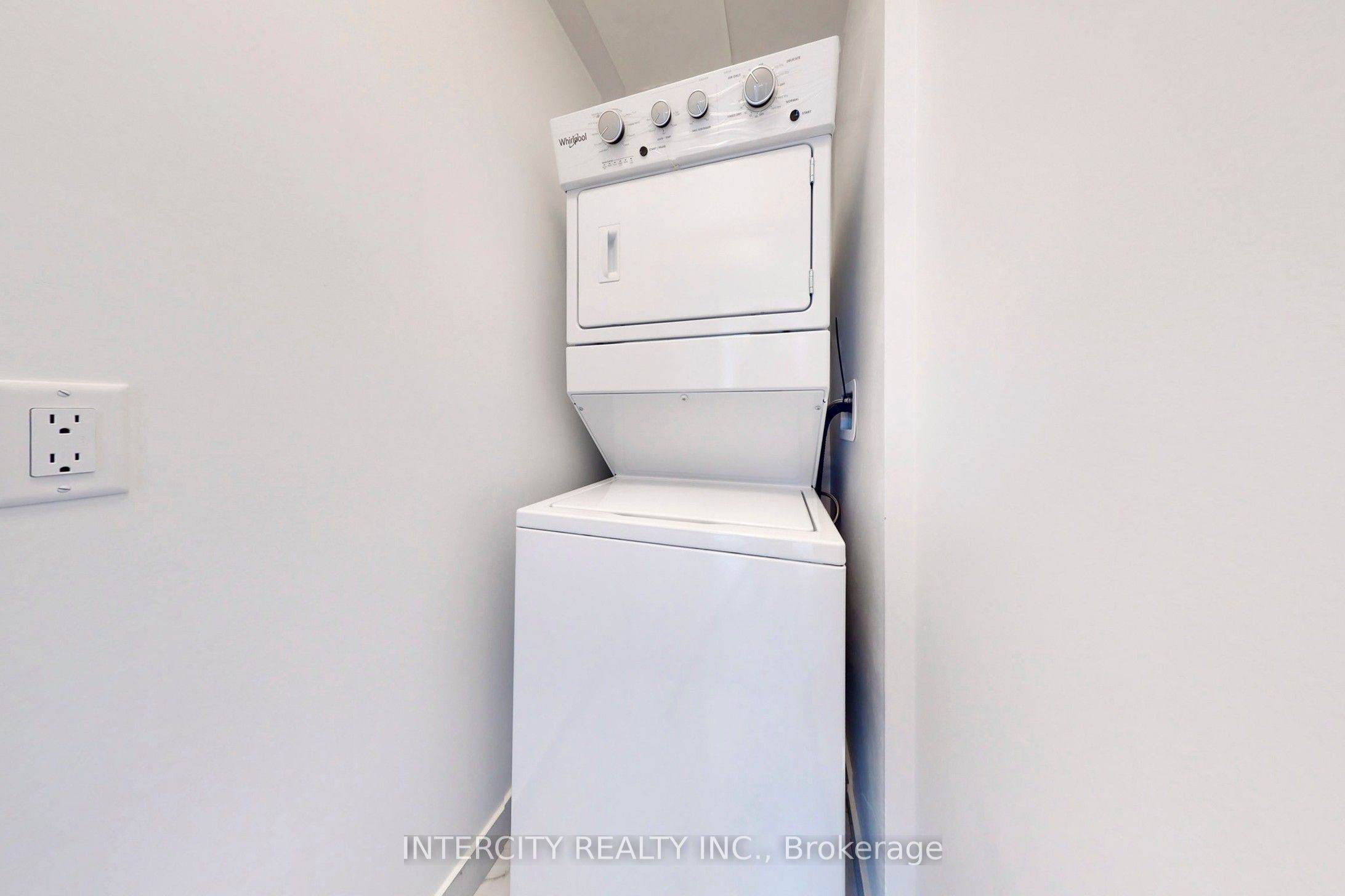 3220 Sheppard Avenue E 1509 Property Photo 16