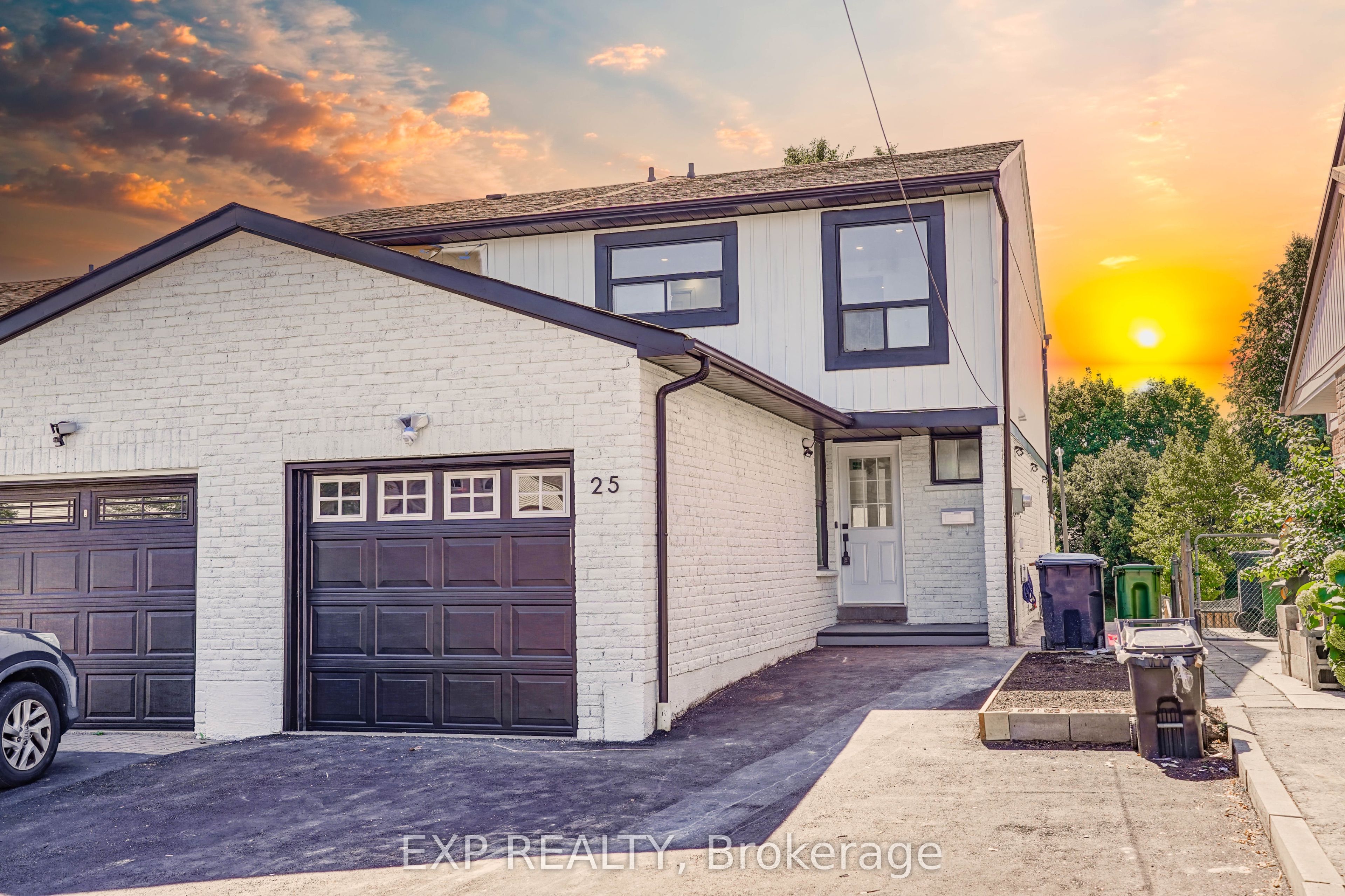 25 Nabob Crescent Property Photo 1