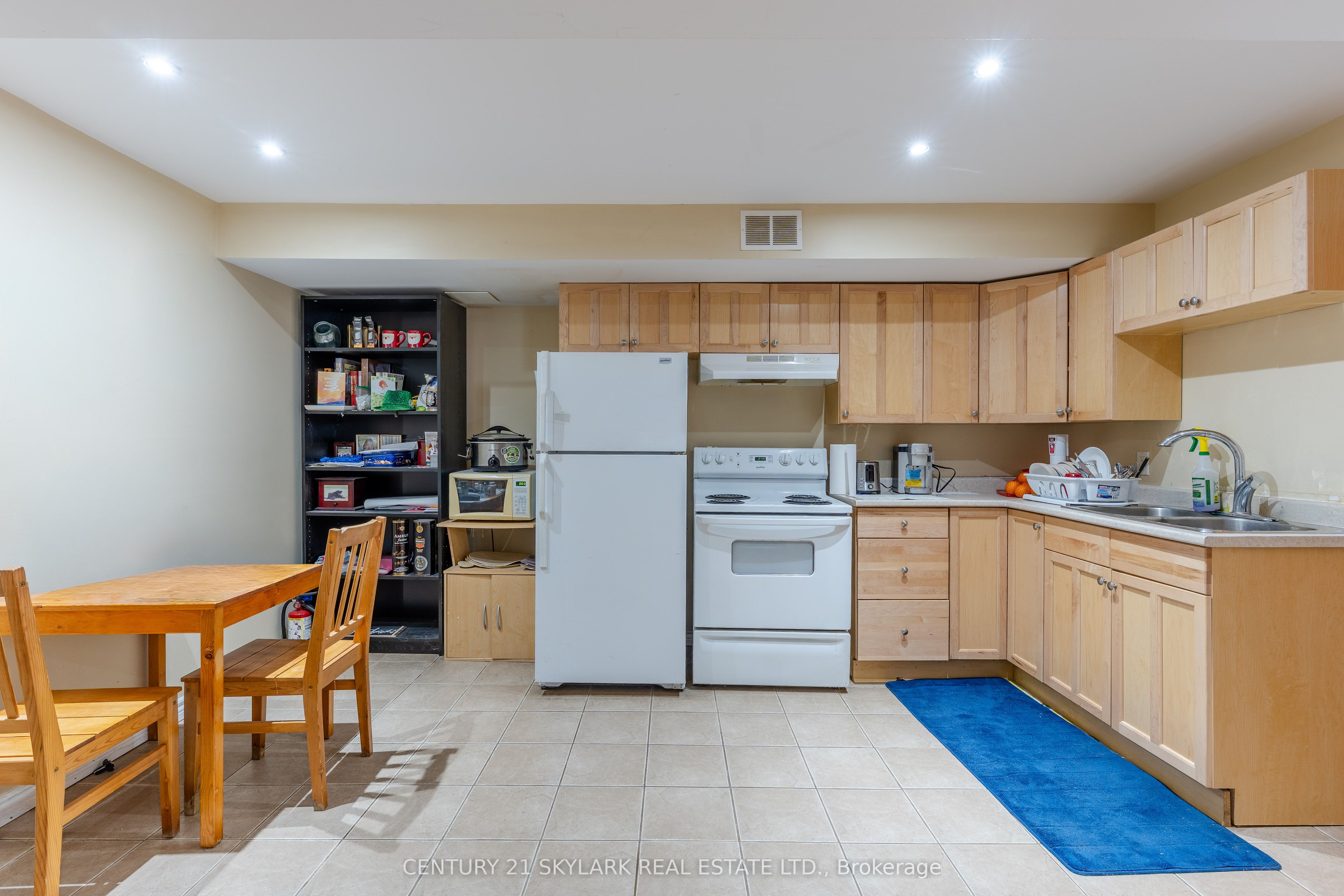 27 Clair Avenue Property Photo 29