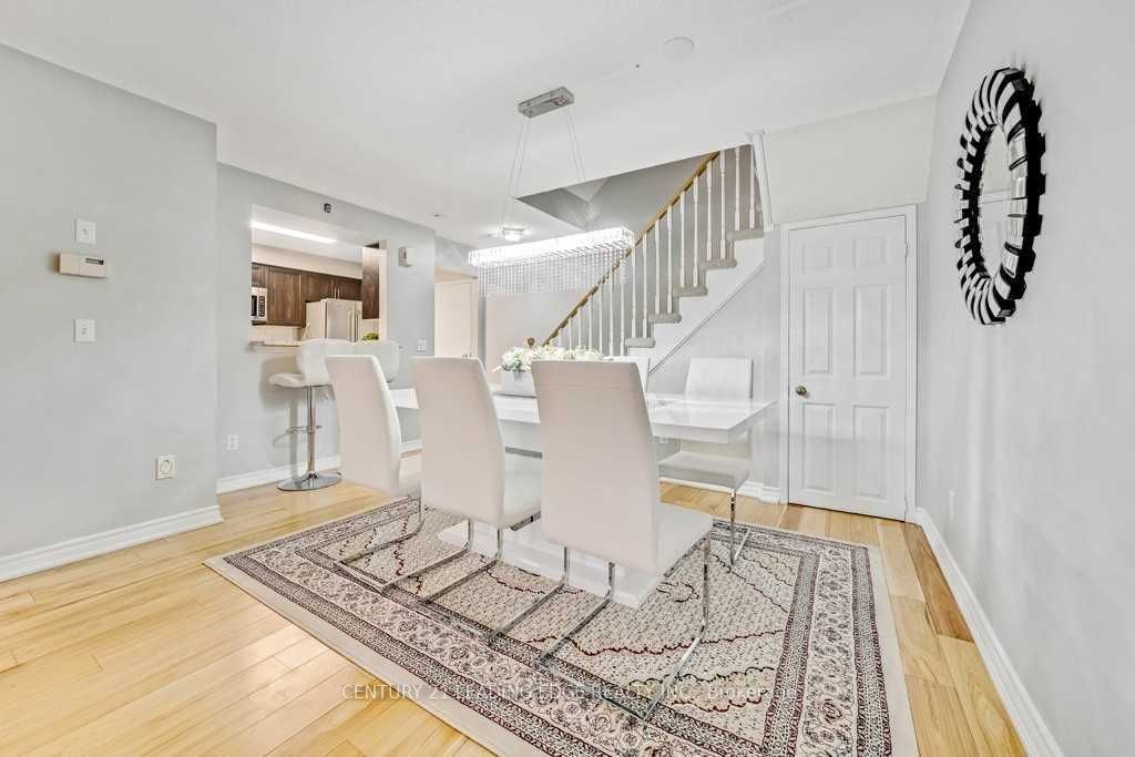 25 Mondeo Drive Property Photo 8