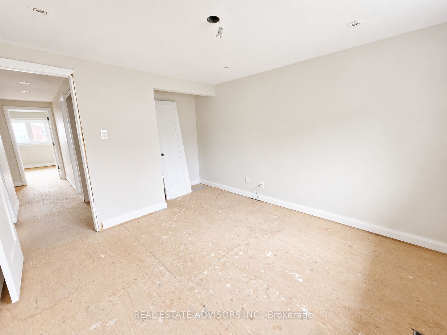 238 Braymore Boulevard Property Photo 14