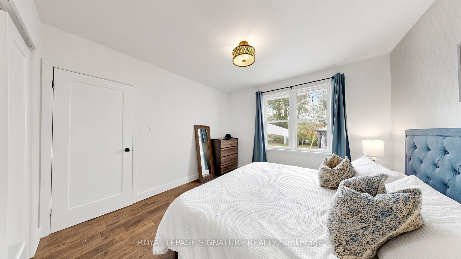 33 Neapolitan Drive Property Photo 15