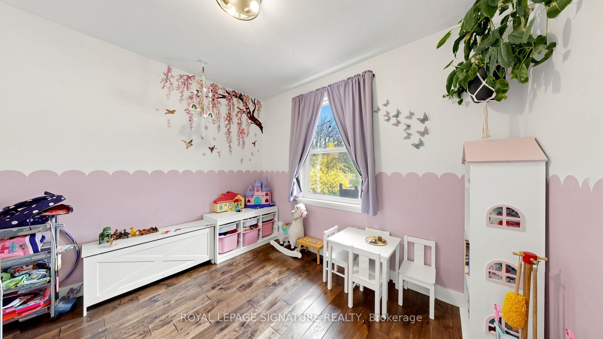 33 Neapolitan Drive Property Photo 16