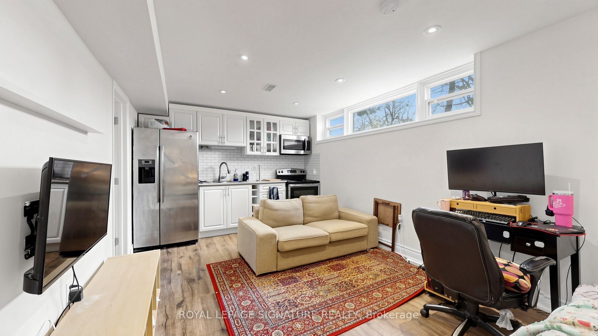 33 Neapolitan Drive Property Photo 32