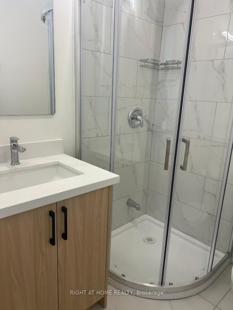 61 Gladys Road Property Photo 5