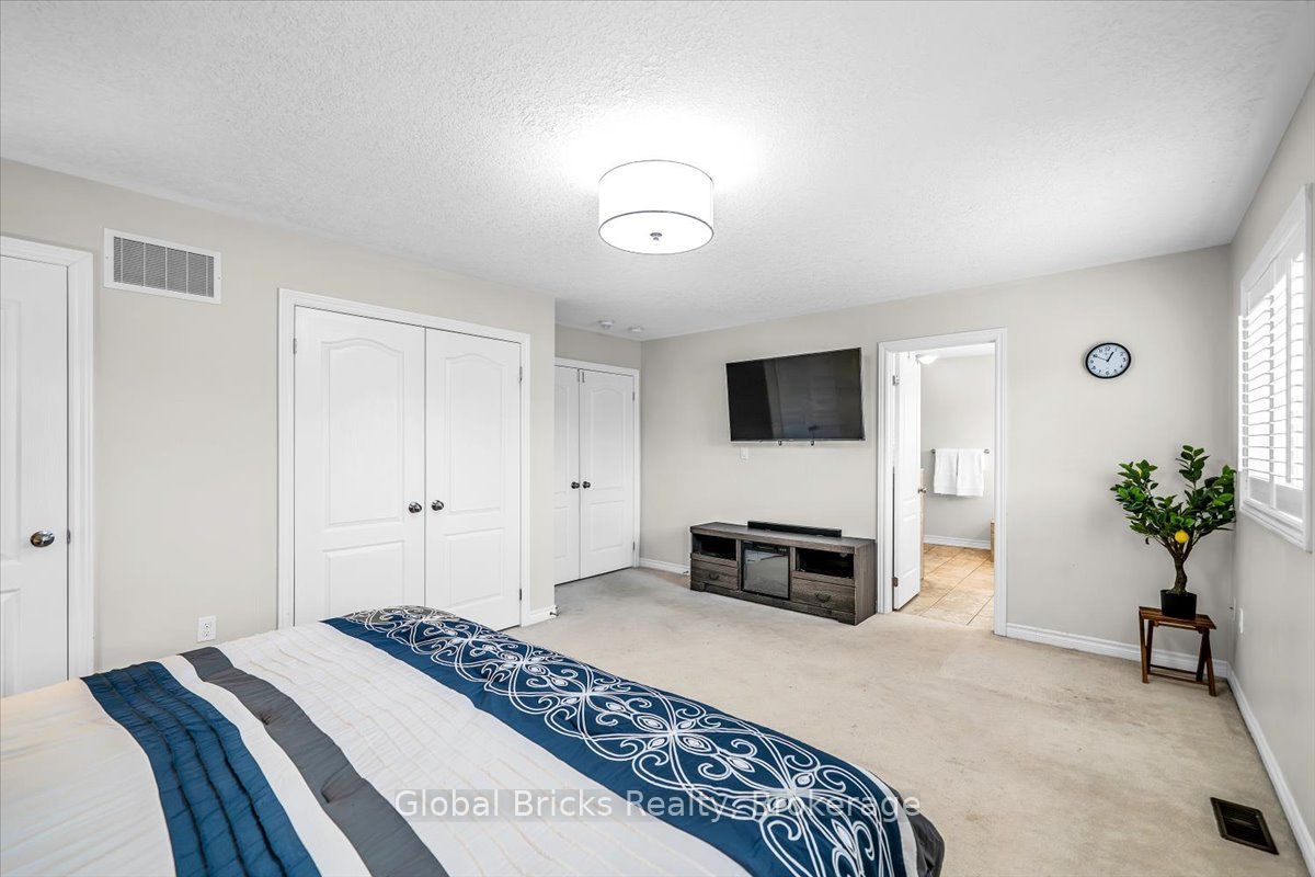 47 Holyrod Drive Property Photo 26