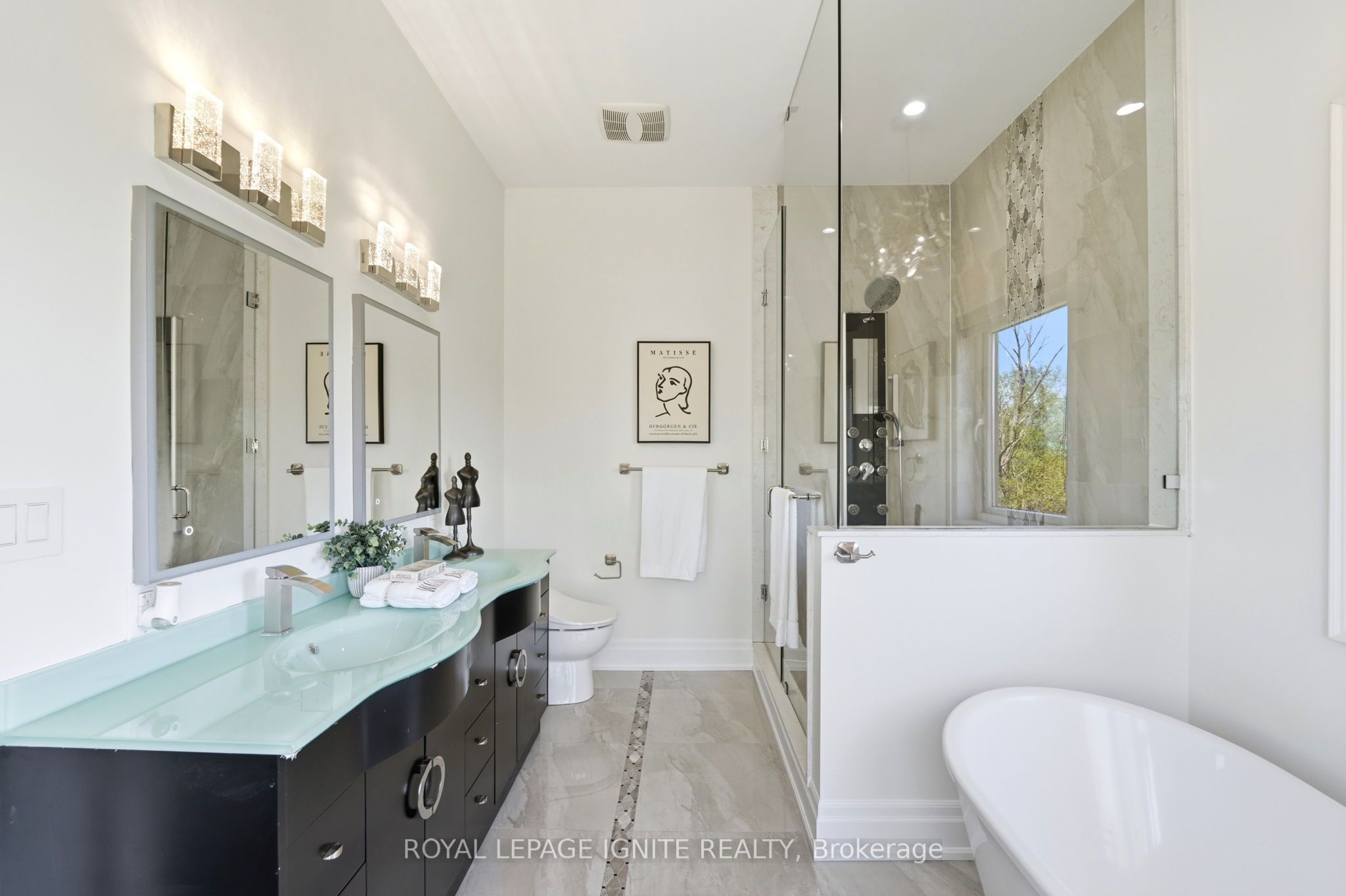 1690 Highway 2 Road Property Photo 25