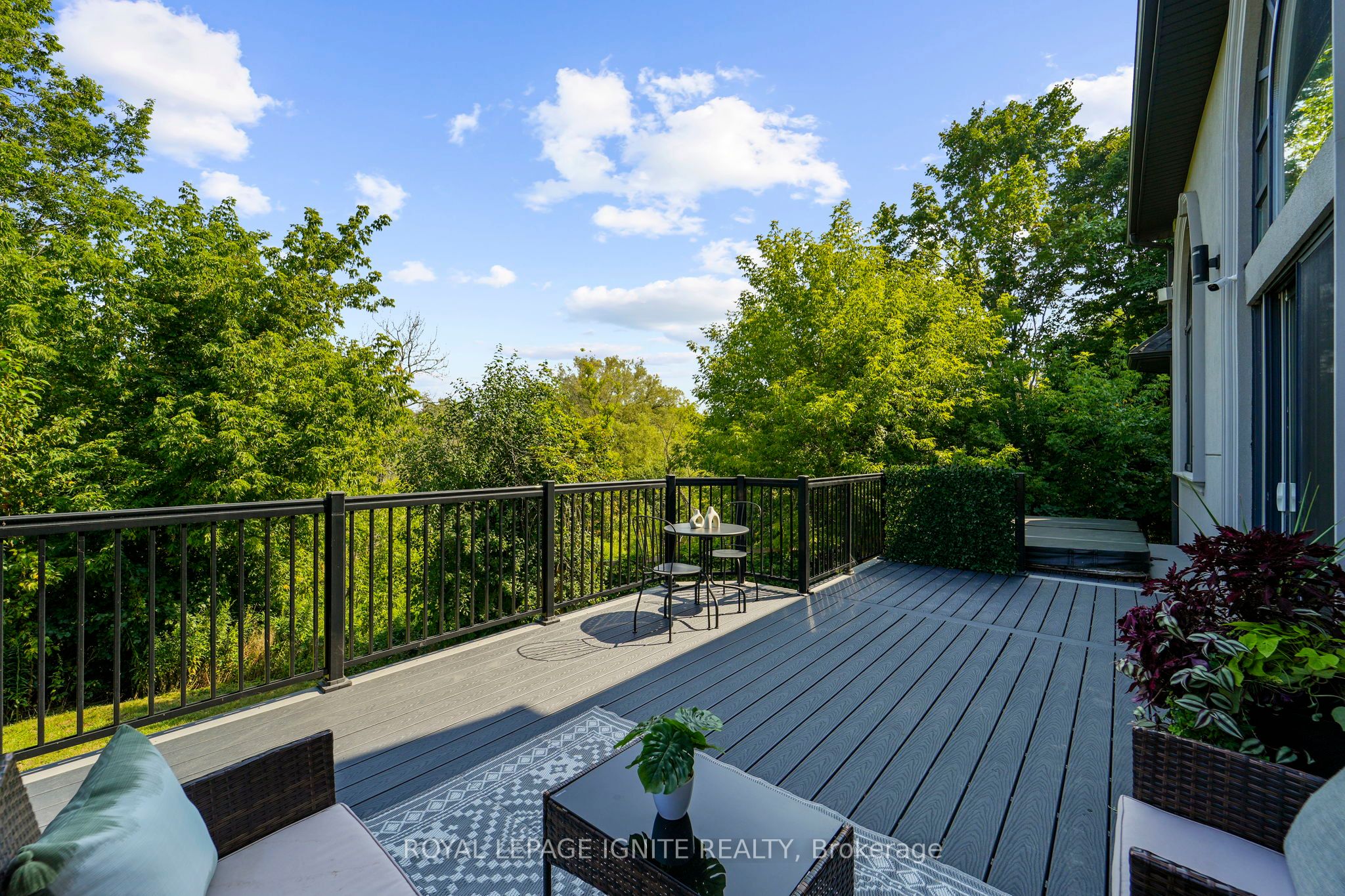 1690 Highway 2 Road Property Photo 41
