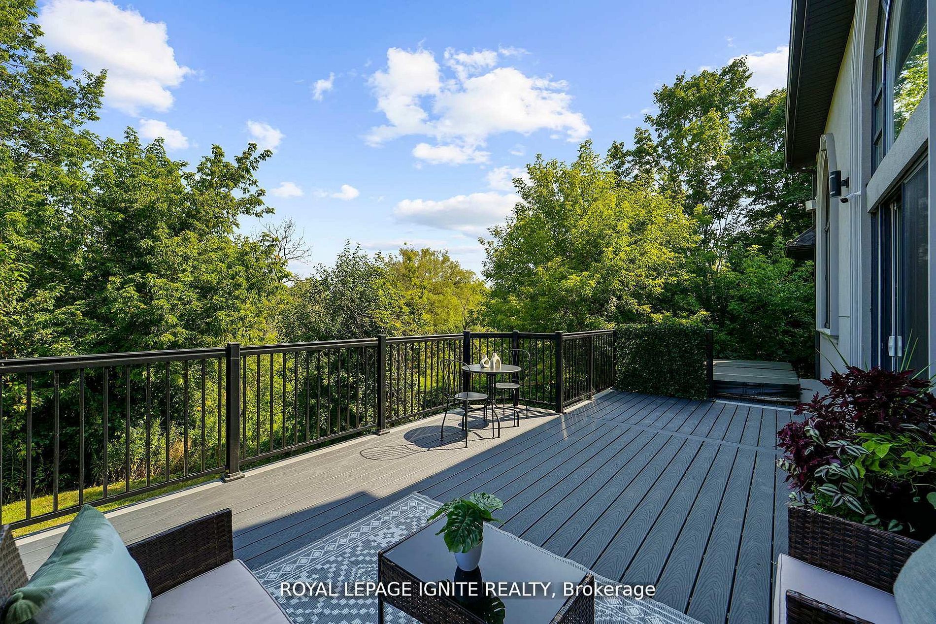 1690 Highway 2 Road Property Photo 44