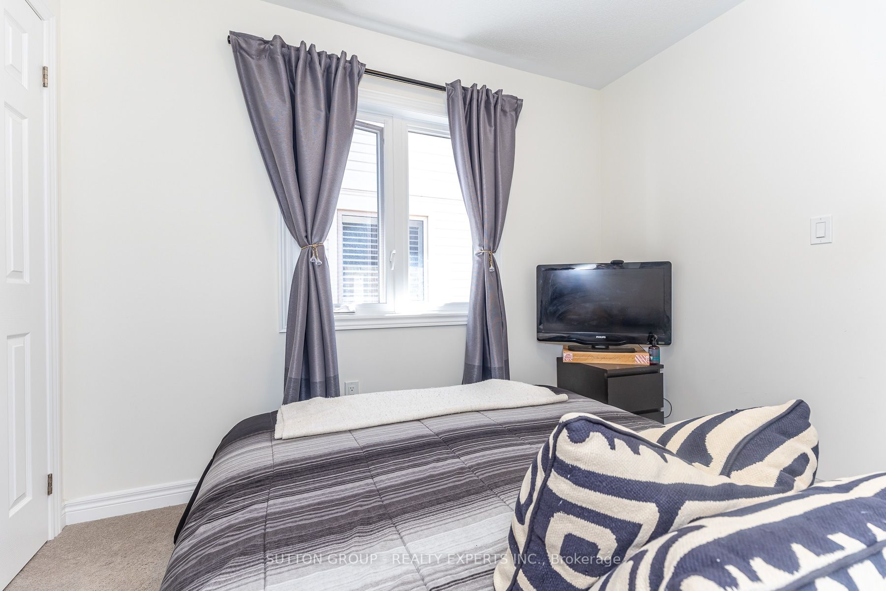 130 Ice Palace Crescent Property Photo 43
