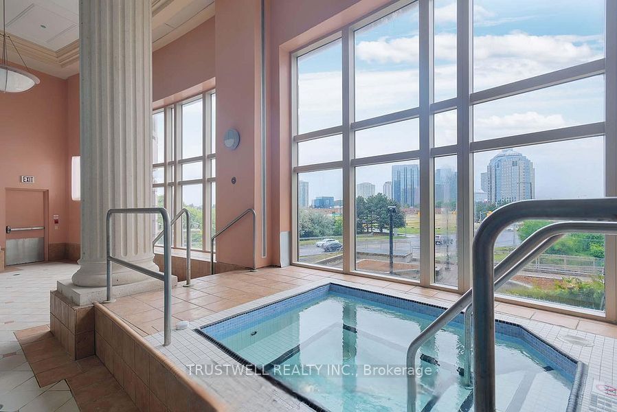 8 Lee Centre Drive 1509 Property Photo 24