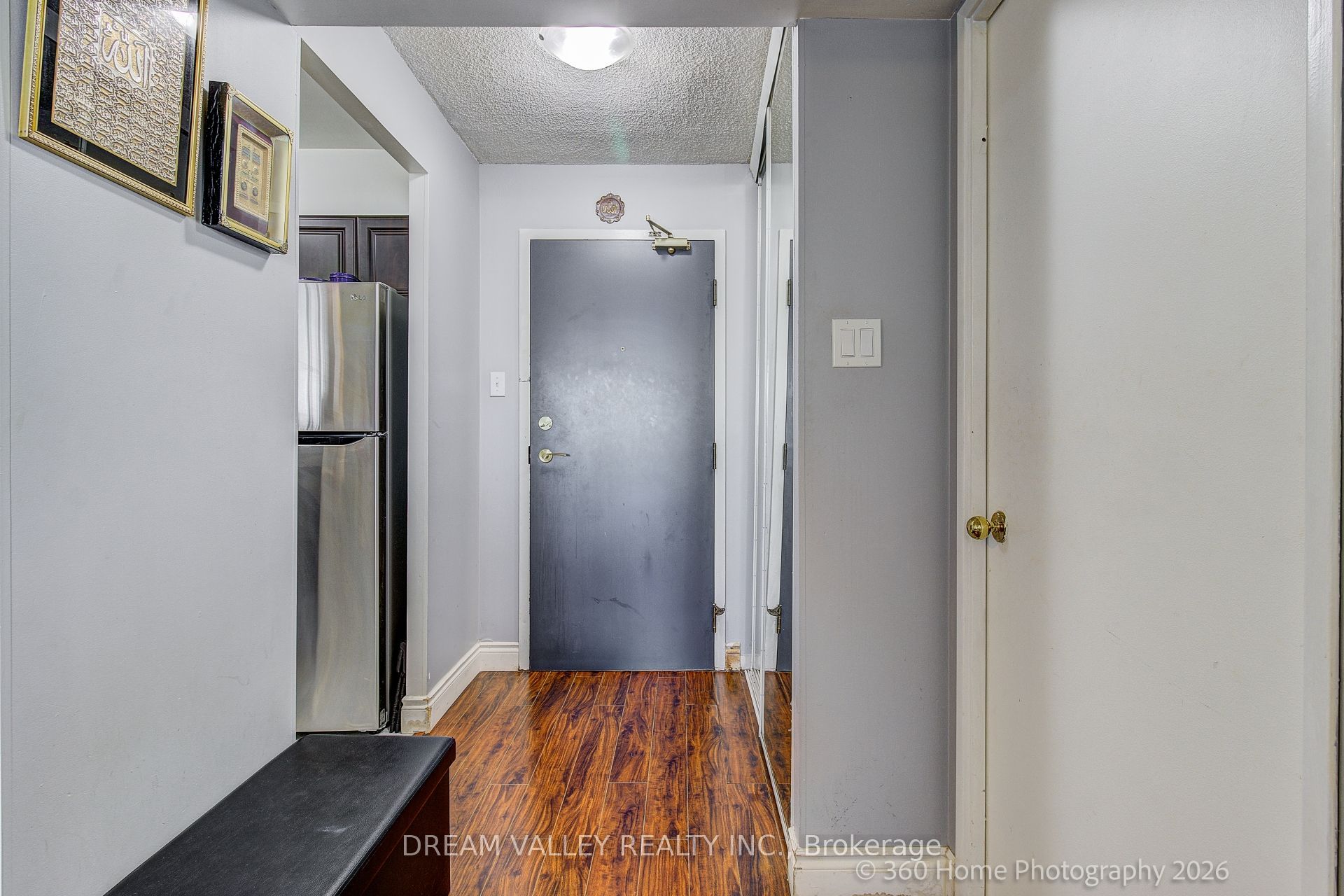 330 Mccowan Road 811 Property Photo 3