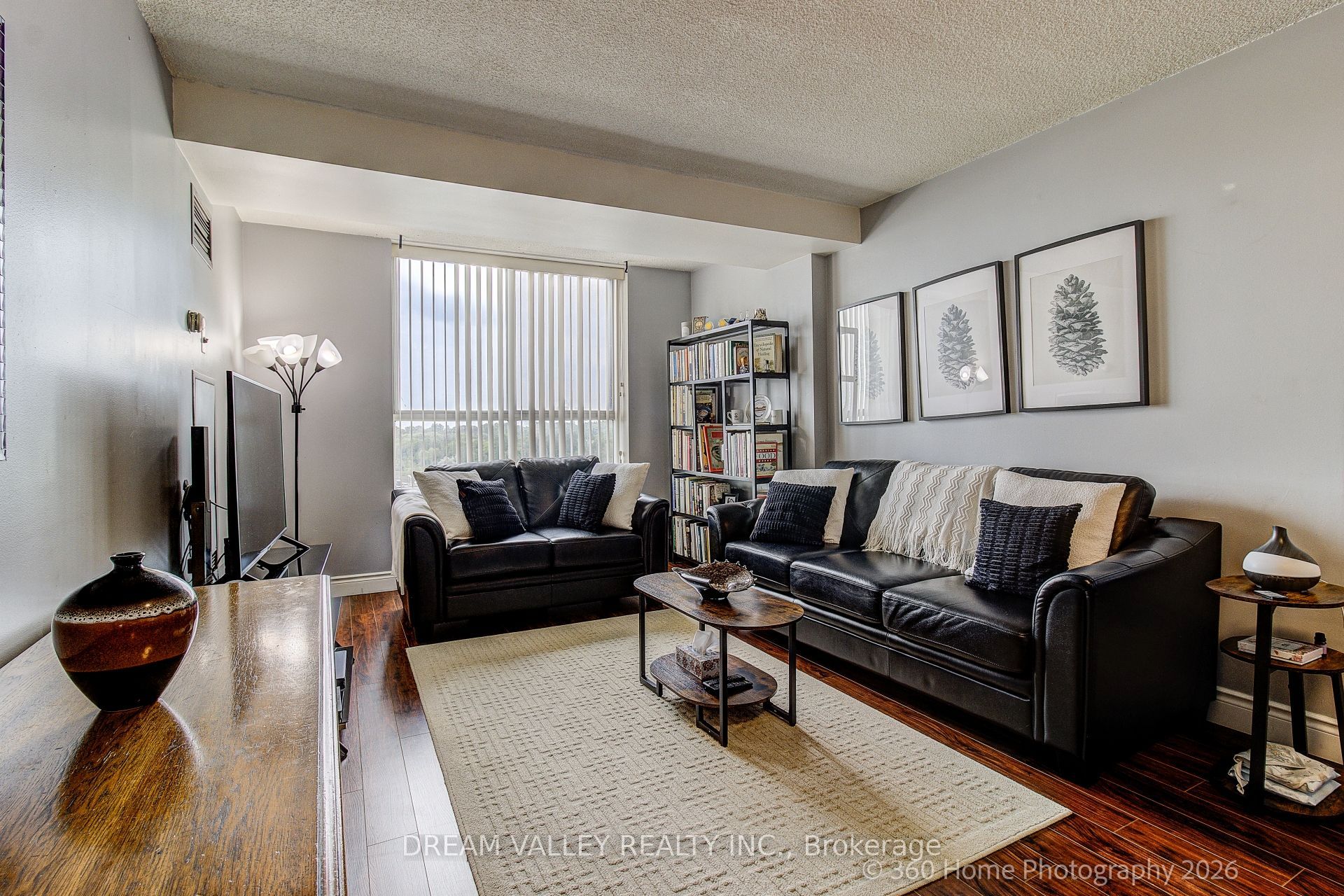 330 Mccowan Road 811 Property Photo 4