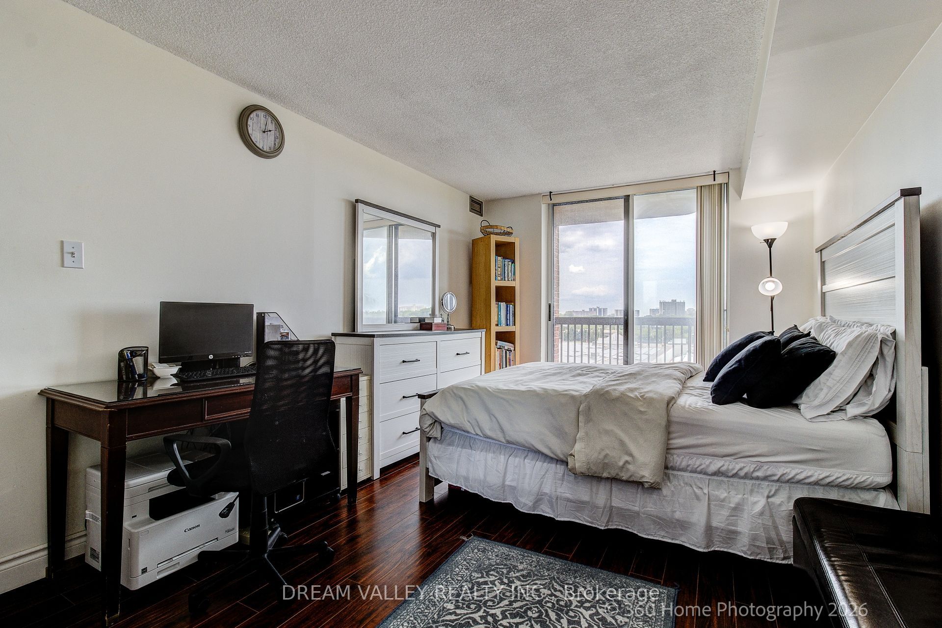 330 Mccowan Road 811 Property Photo 14
