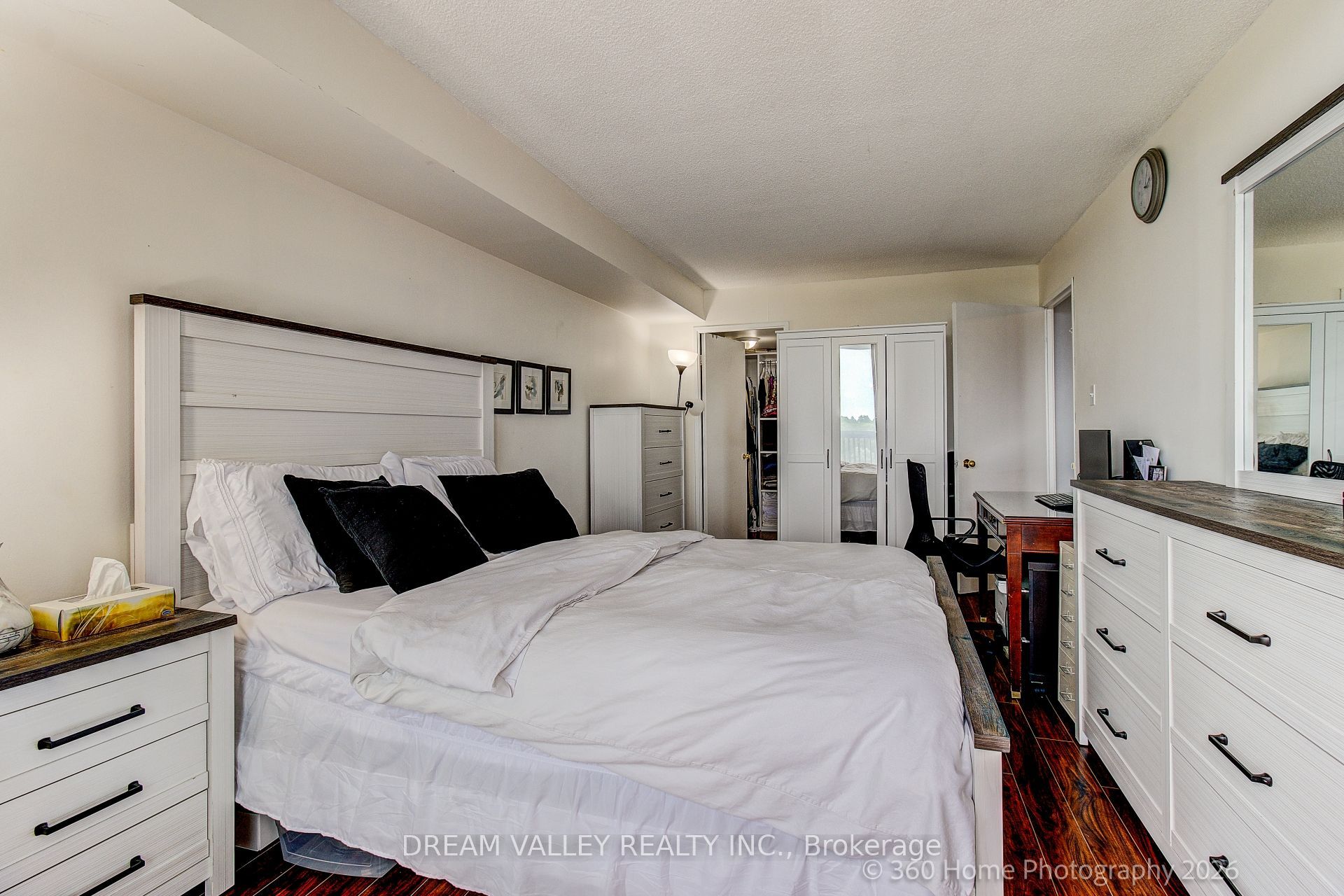 330 Mccowan Road 811 Property Photo 20