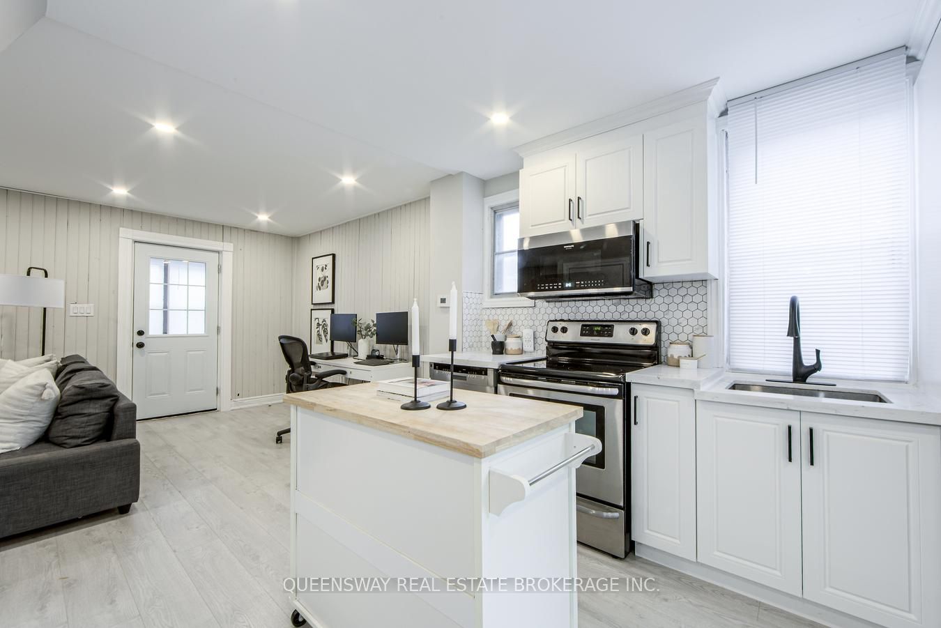 340 French Street Property Photo 16